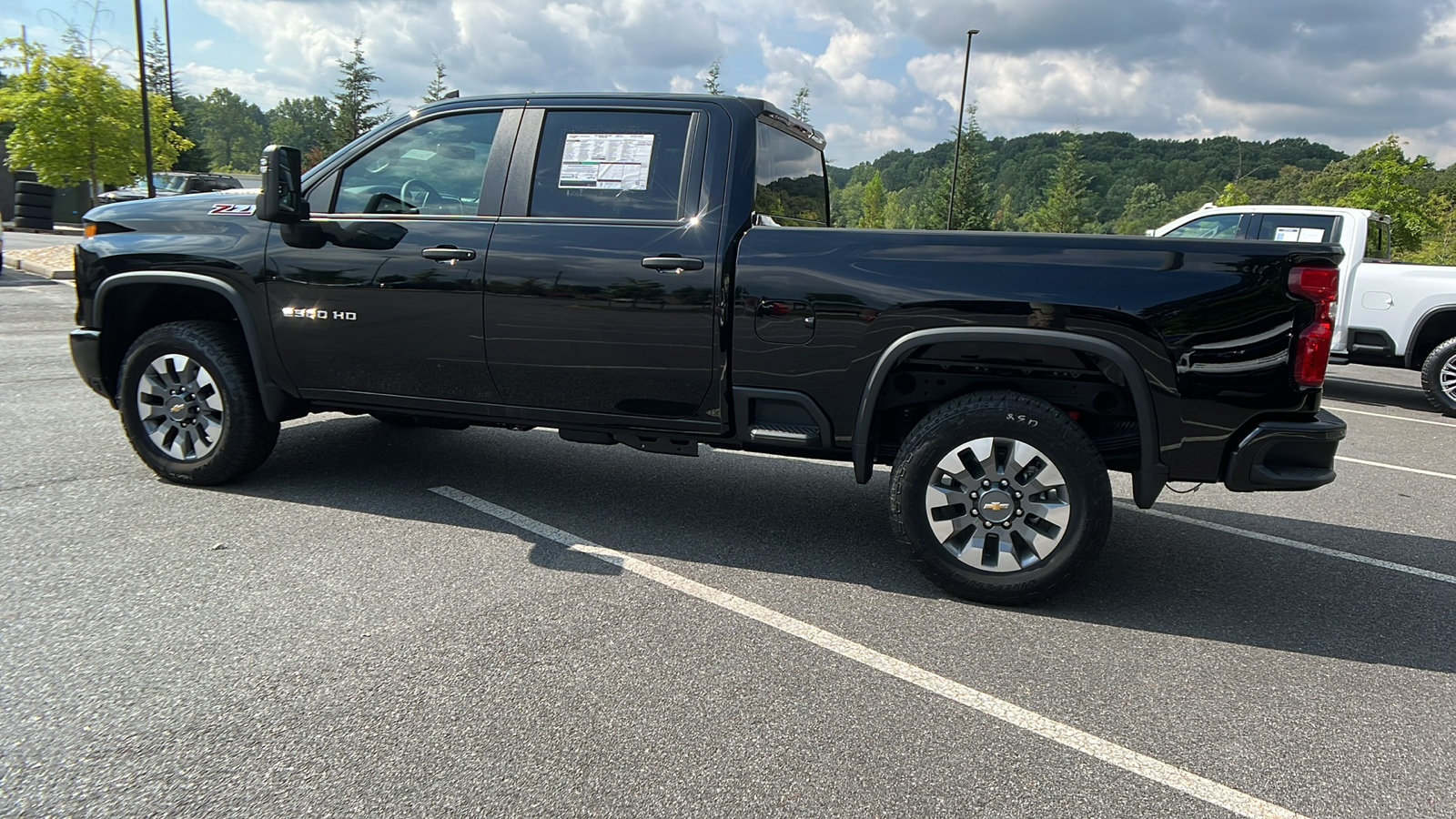 2024 Chevrolet Silverado 2500HD Custom 8