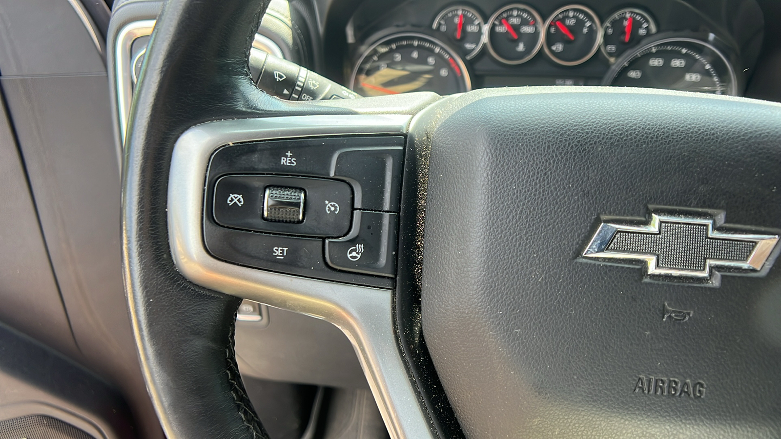 2019 Chevrolet Silverado 1500 RST 21