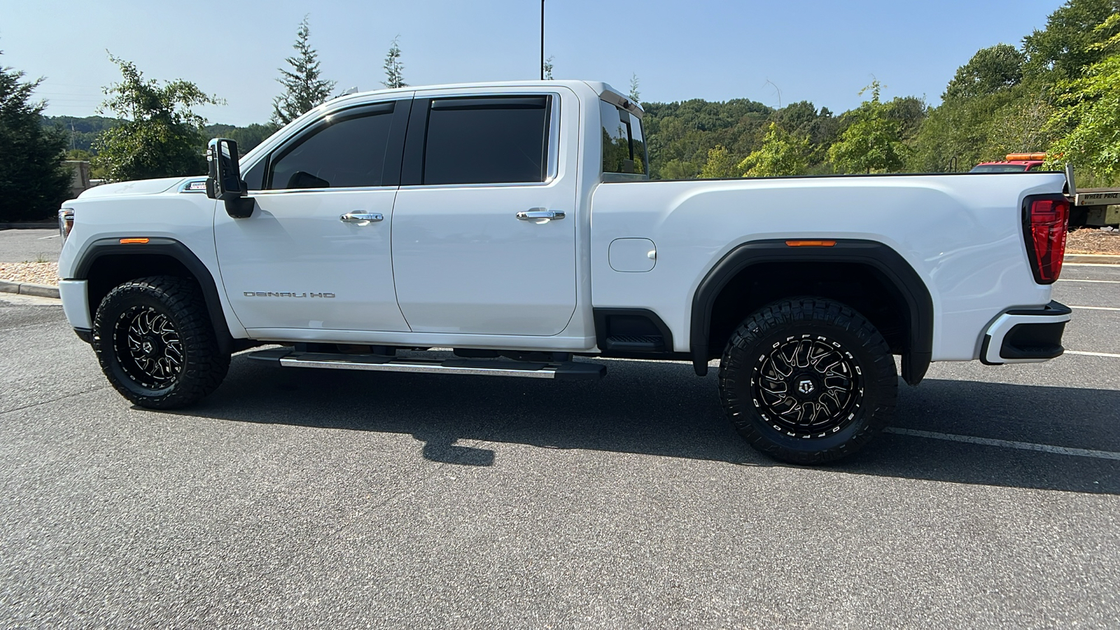 2020 GMC Sierra 2500HD Denali 9