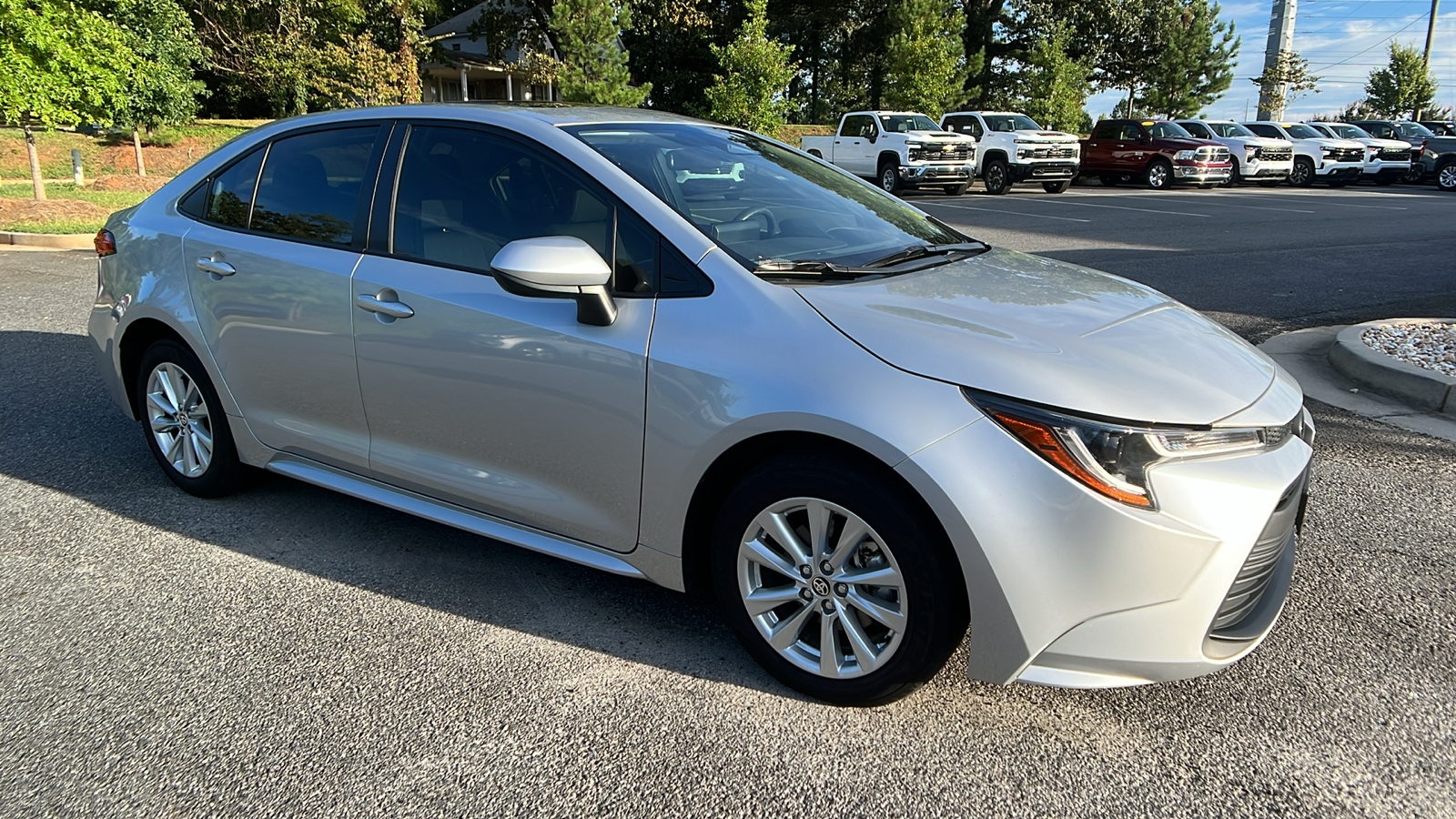 2023 Toyota Corolla LE 4