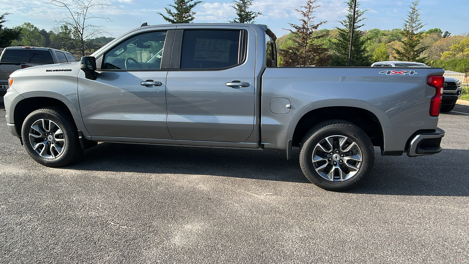 2024 Chevrolet Silverado 1500 RST 8