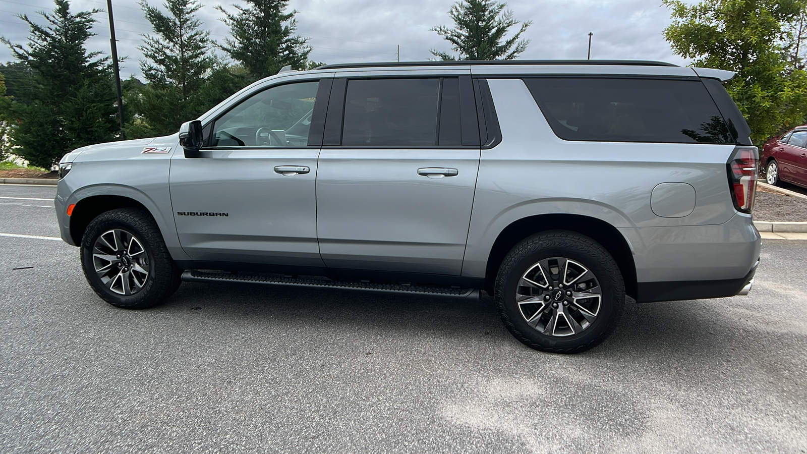 2024 Chevrolet Suburban Z71 9