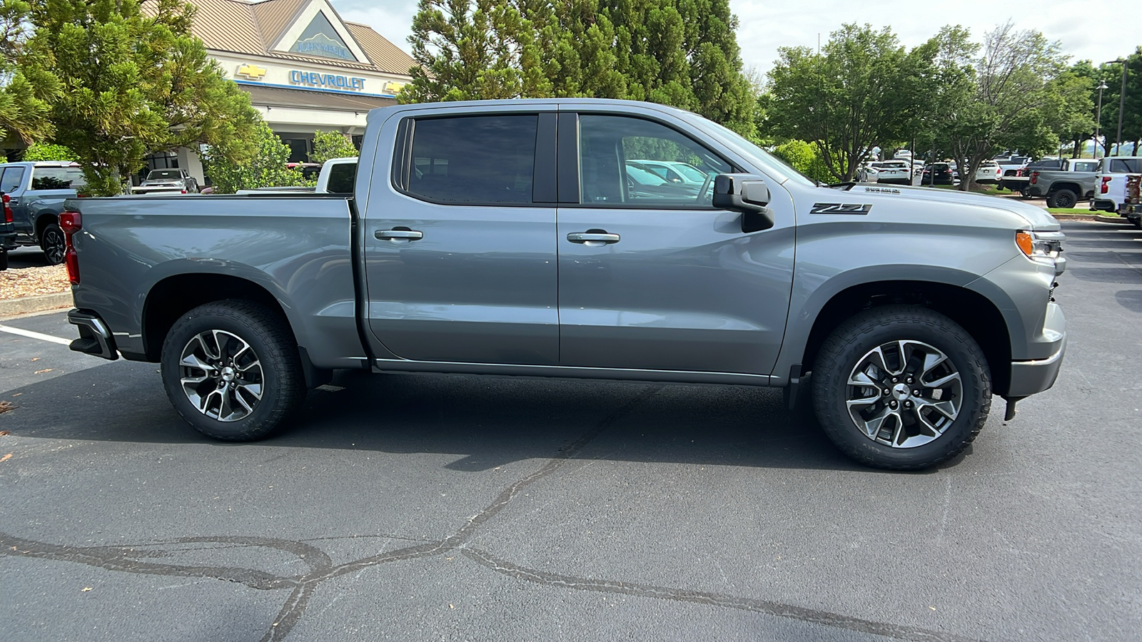 2024 Chevrolet Silverado 1500 RST 4