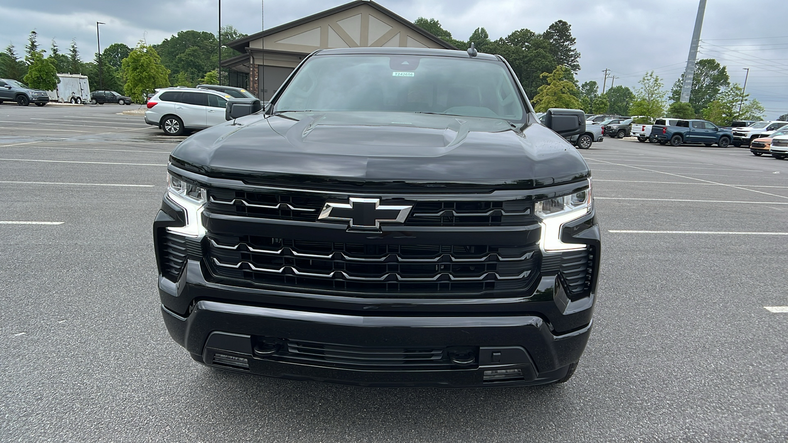 2024 Chevrolet Silverado 1500 RST 2