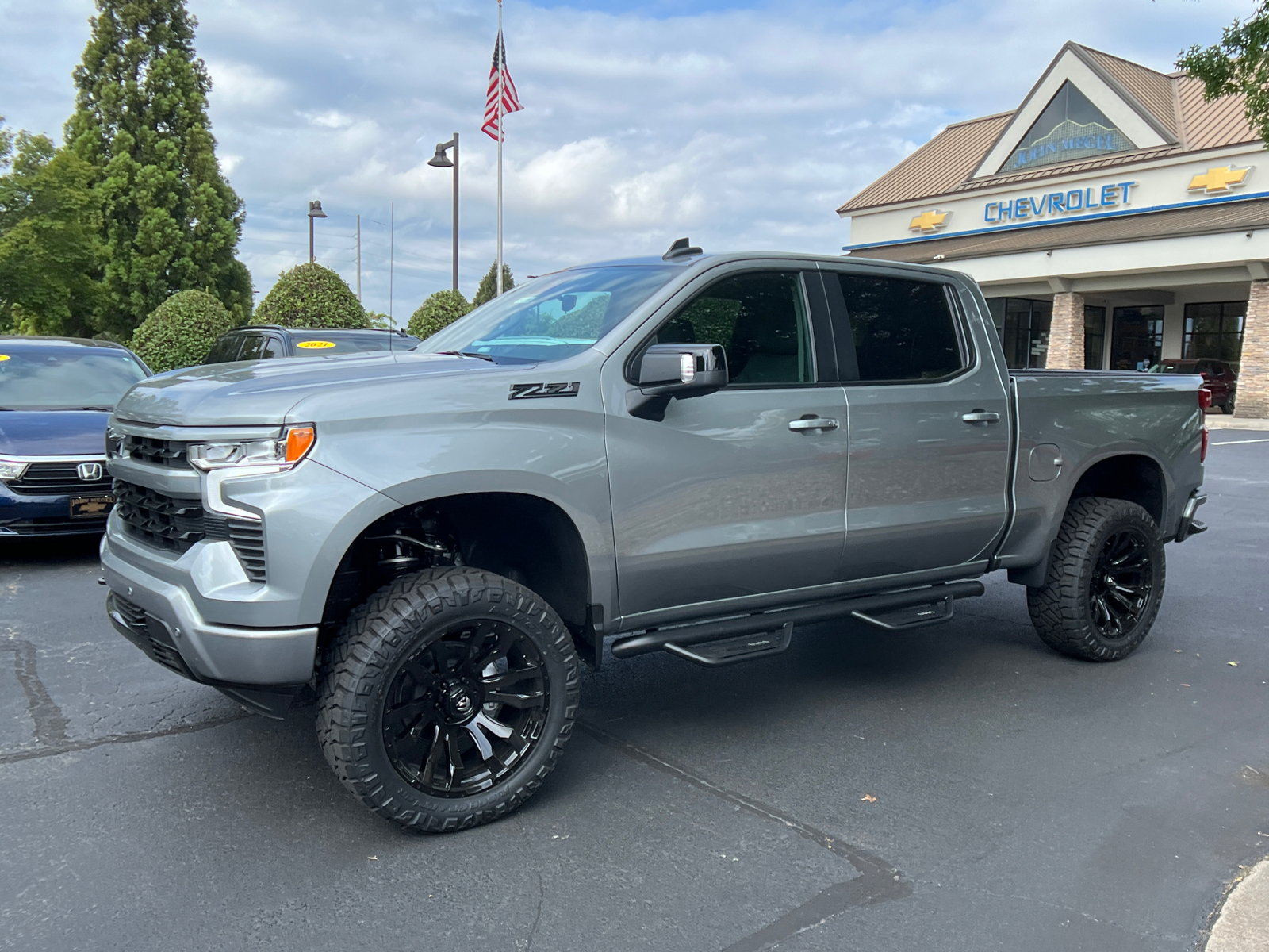 2024 Chevrolet Silverado 1500 RST 1