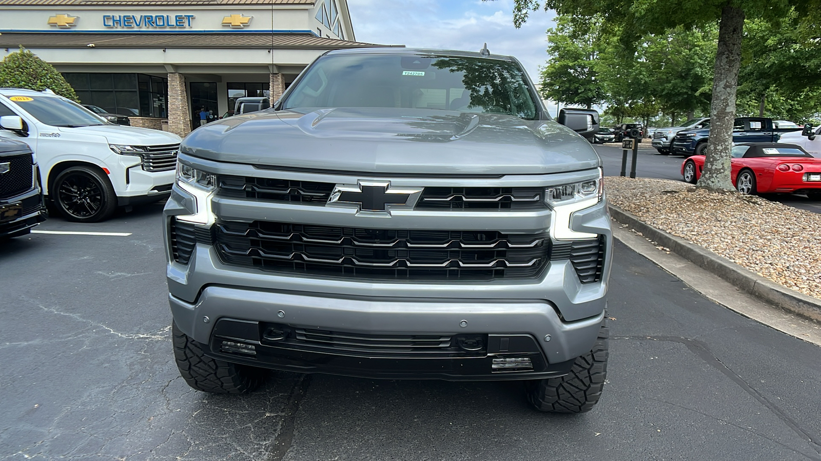 2024 Chevrolet Silverado 1500 RST 3