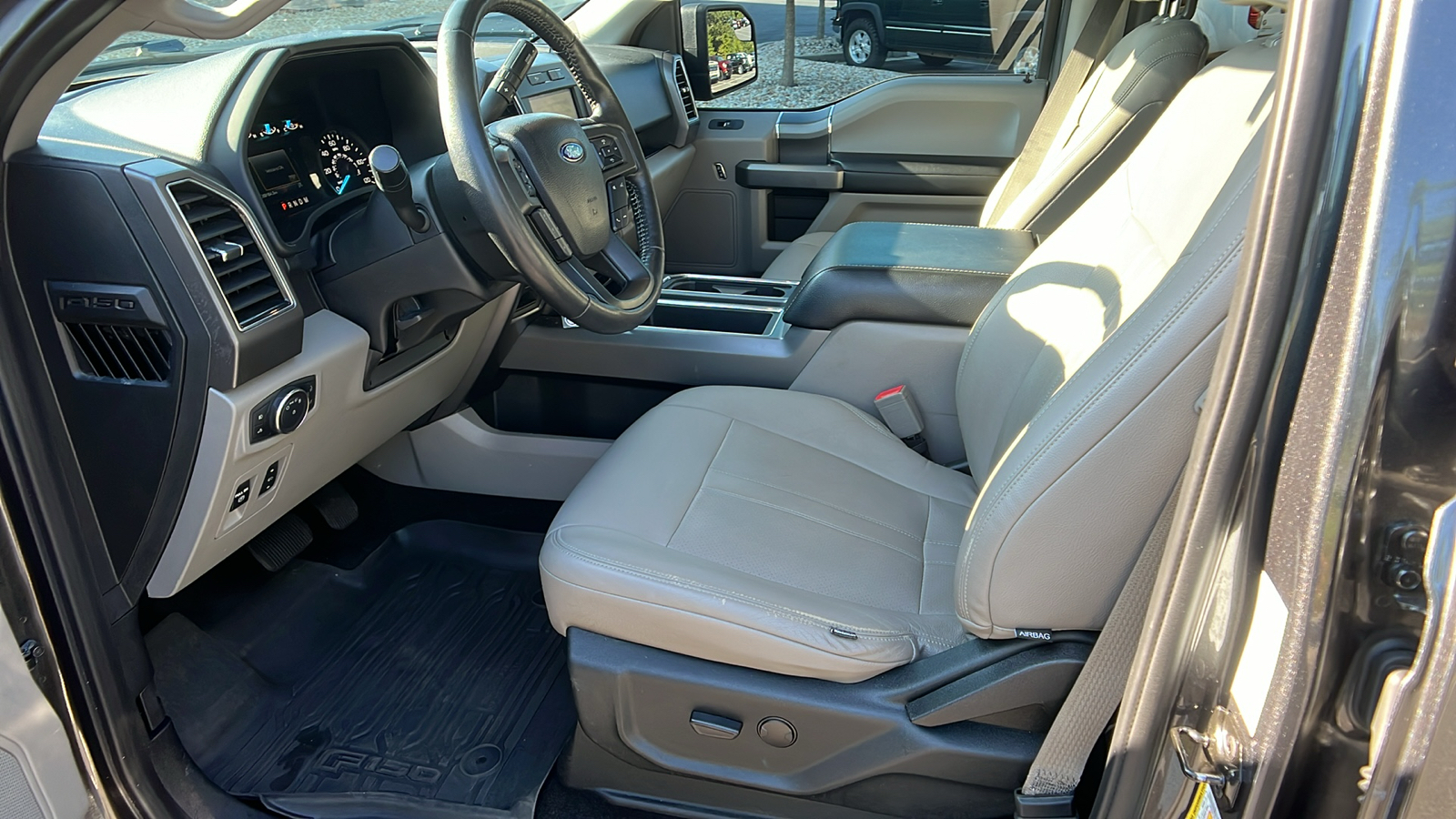 2019 Ford F-150 XLT 13