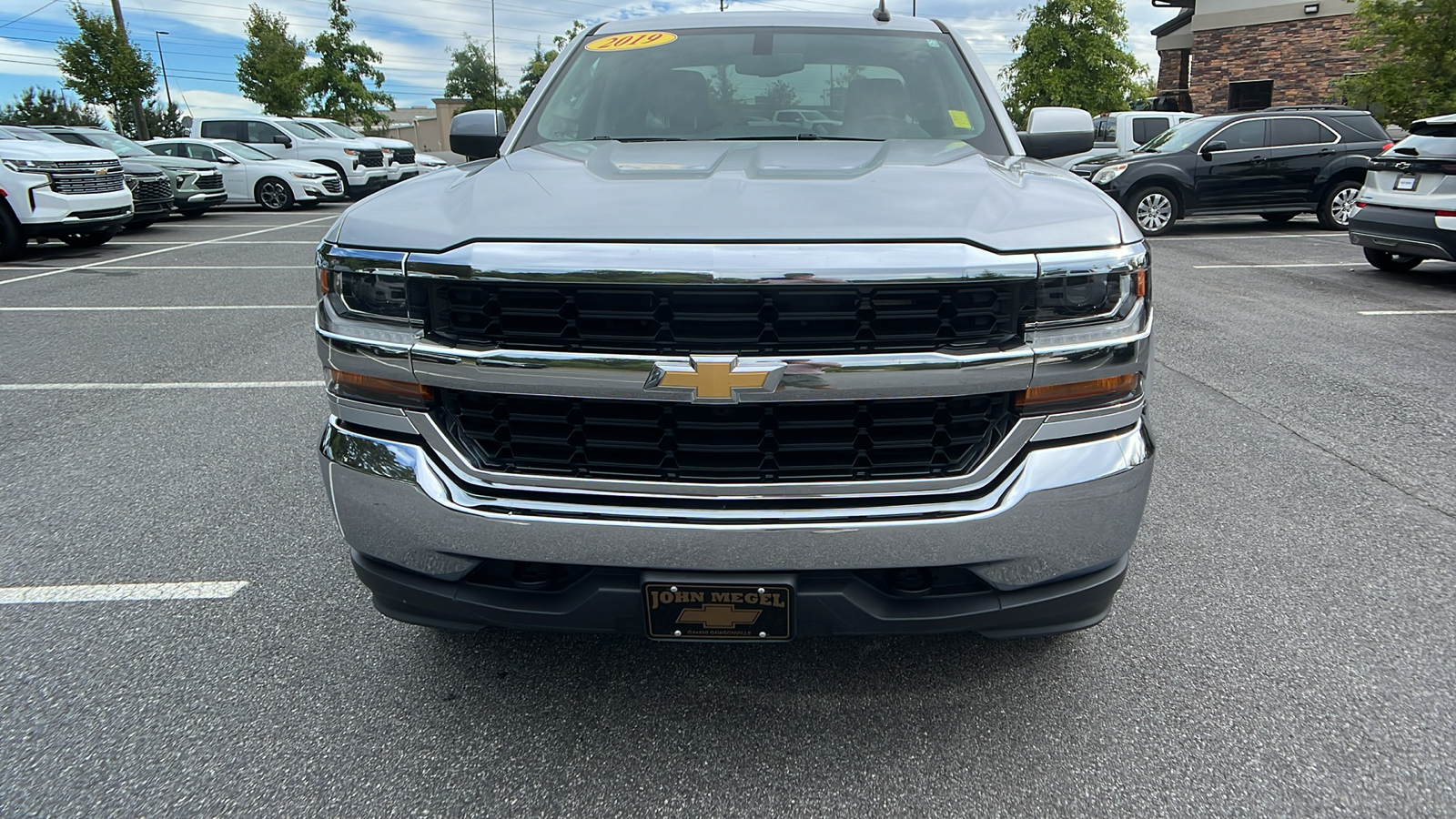 2019 Chevrolet Silverado 1500 LD LT 3