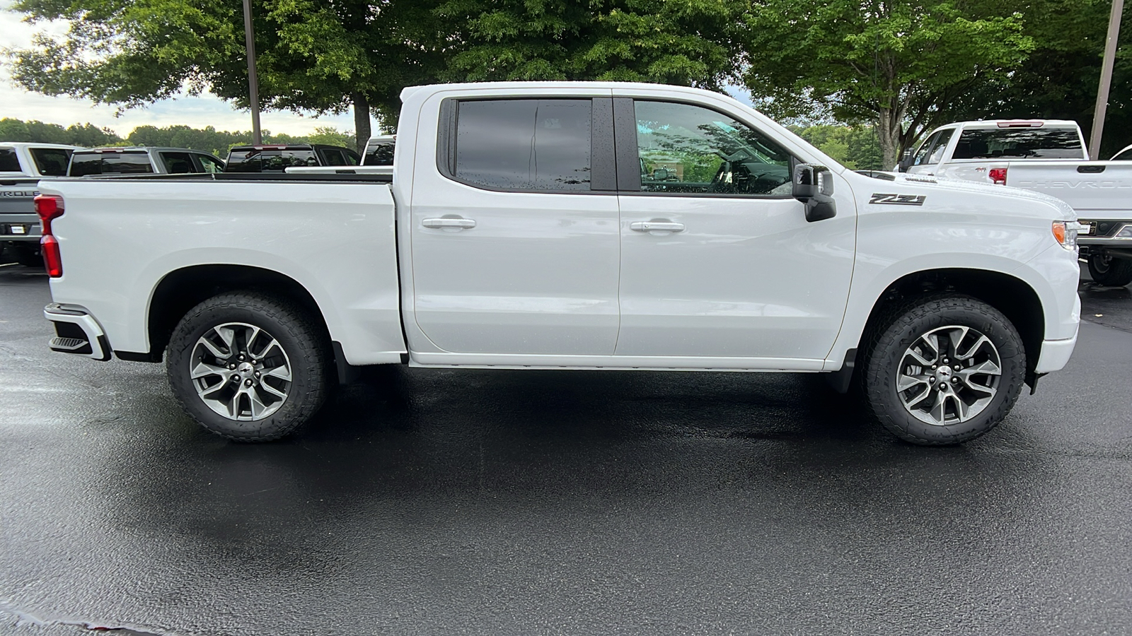 2024 Chevrolet Silverado 1500 RST 4