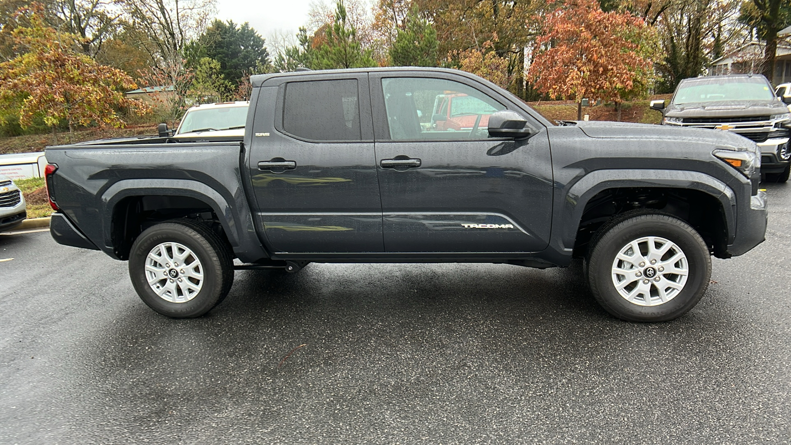 2024 Toyota Tacoma 4WD SR5 5