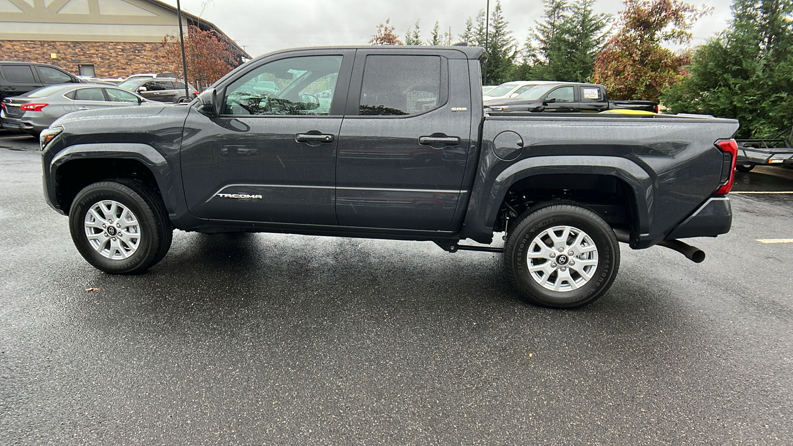 2024 Toyota Tacoma 4WD SR5 9