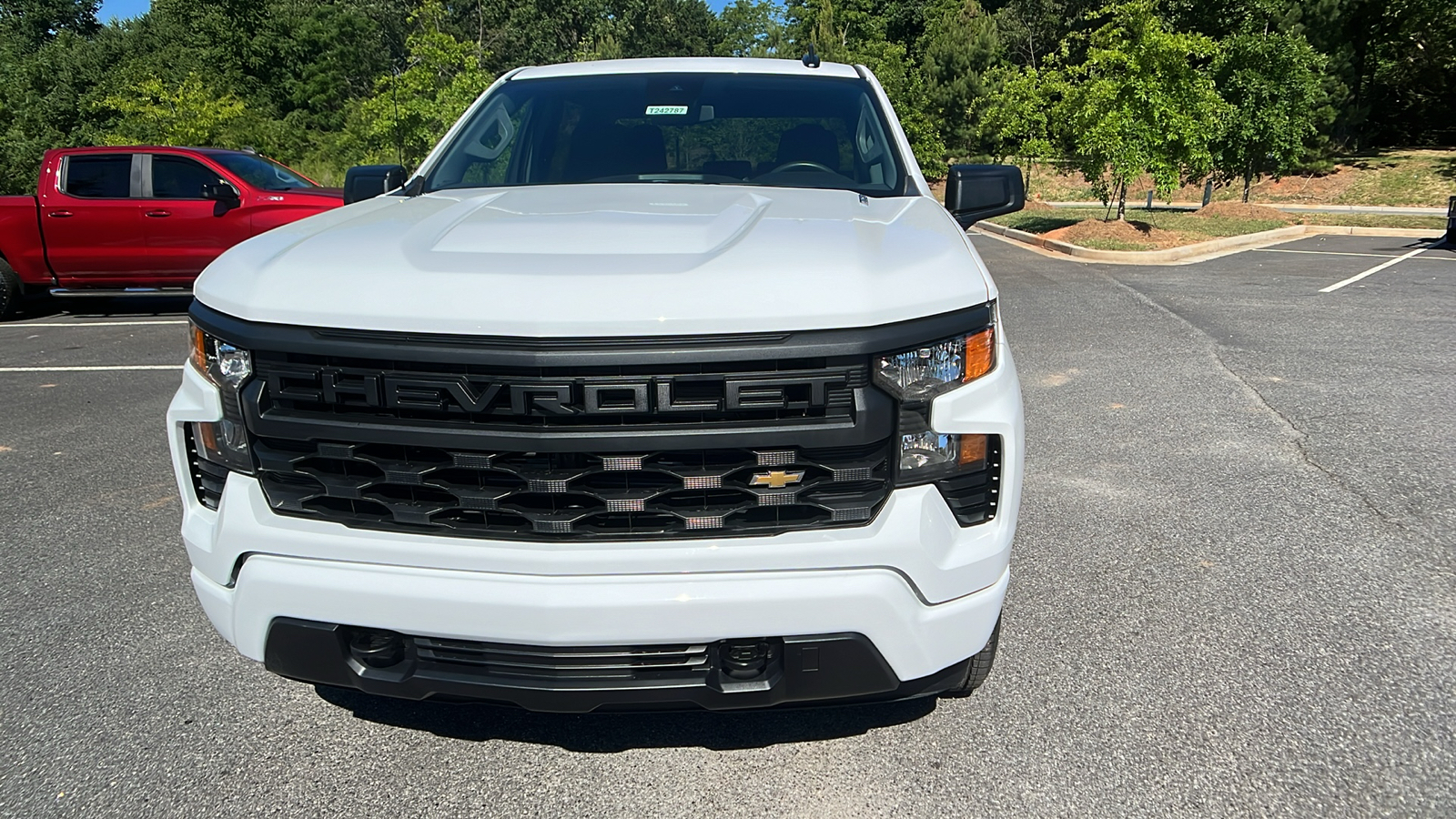 2024 Chevrolet Silverado 1500 Custom 2