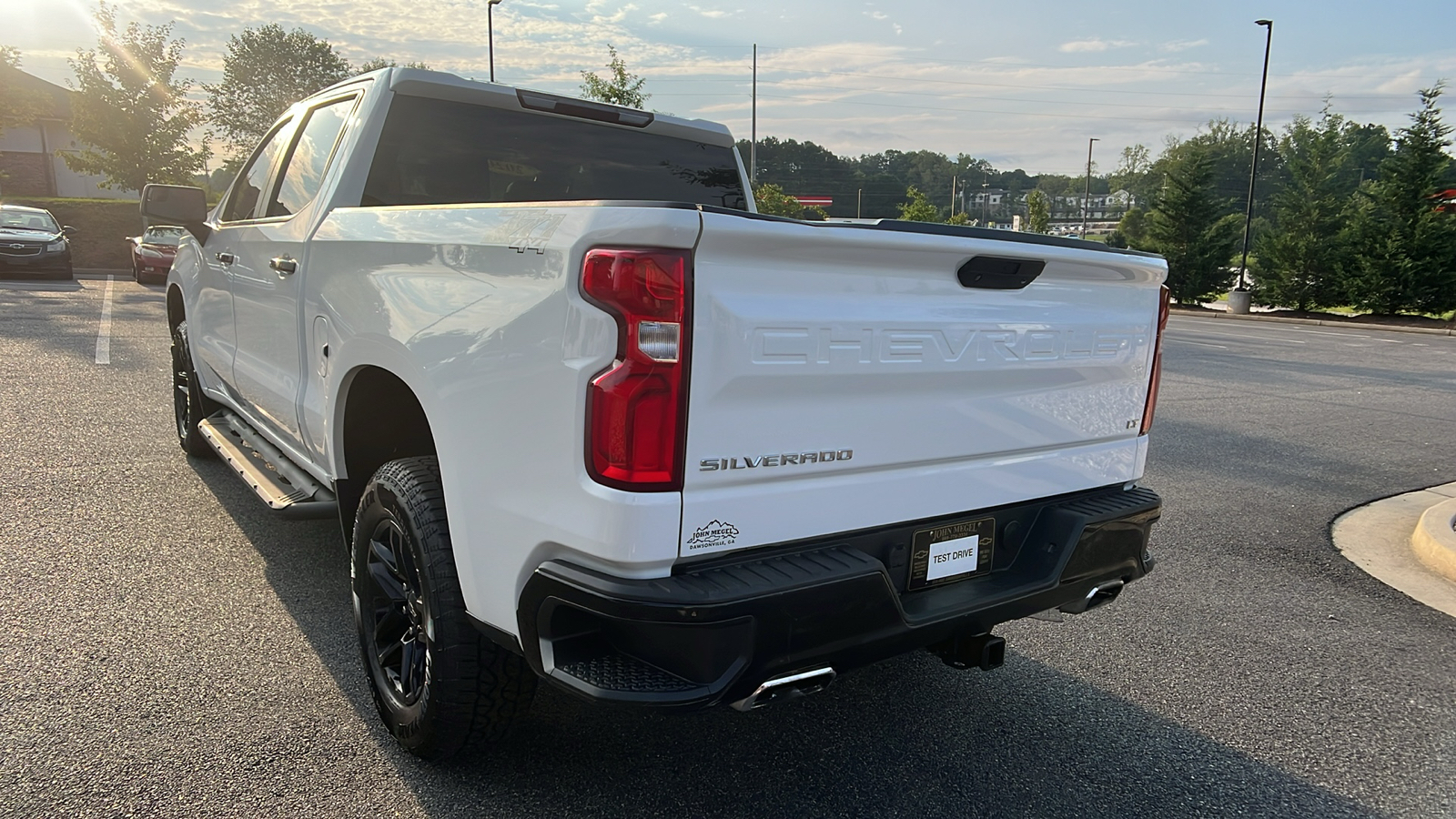 2020 Chevrolet Silverado 1500 LT Trail Boss 8