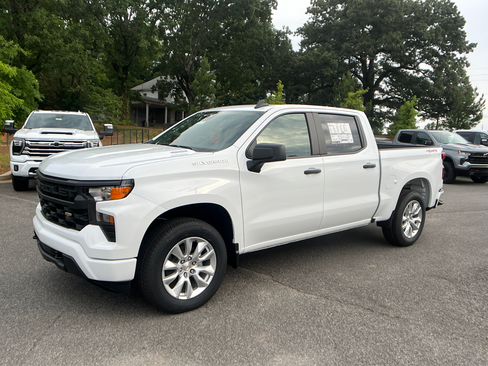 2024 Chevrolet Silverado 1500 Custom 1