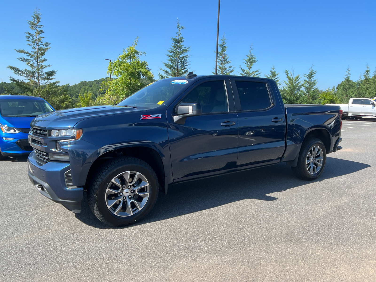 2022 Chevrolet Silverado 1500 LTD RST 1