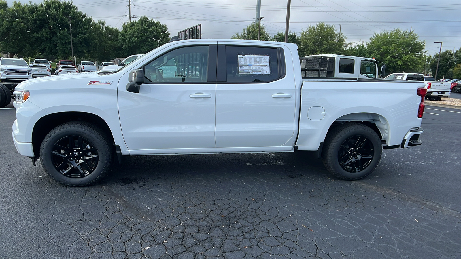 2024 Chevrolet Silverado 1500 RST 9