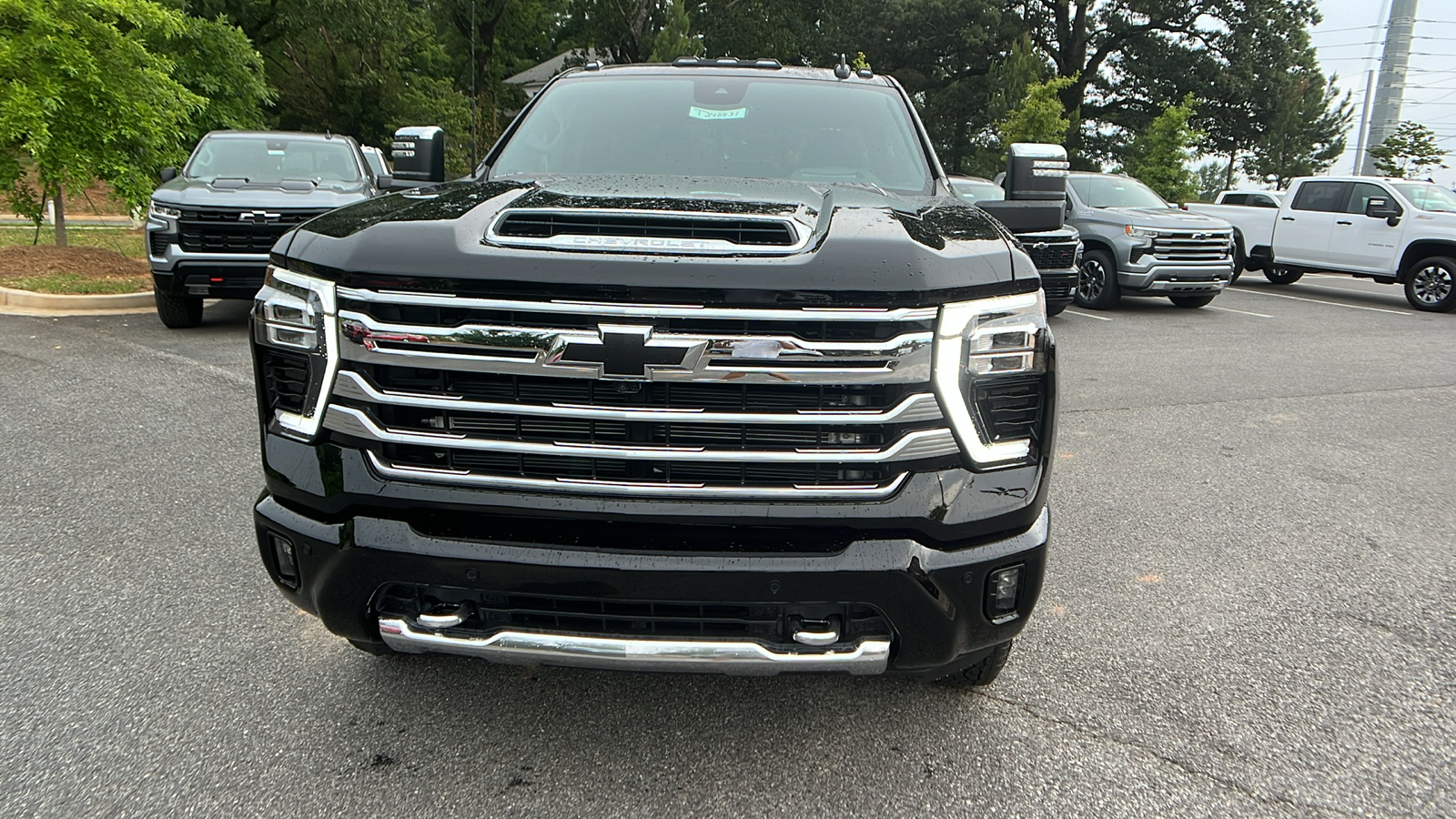 2024 Chevrolet Silverado 3500HD High Country 2