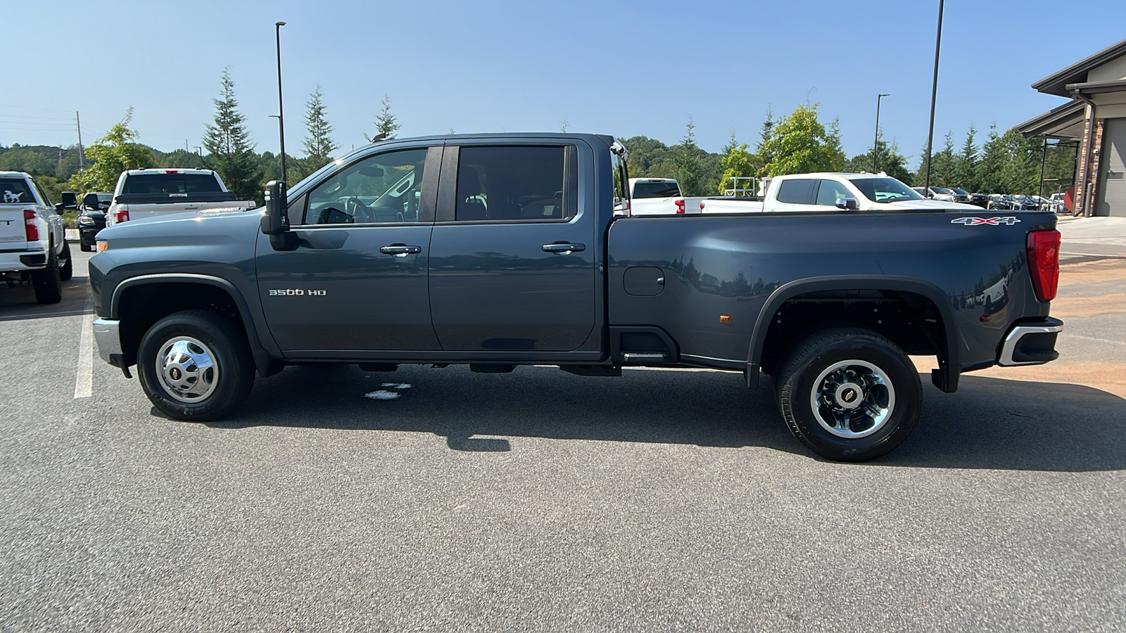 2020 Chevrolet Silverado 3500HD LT 9