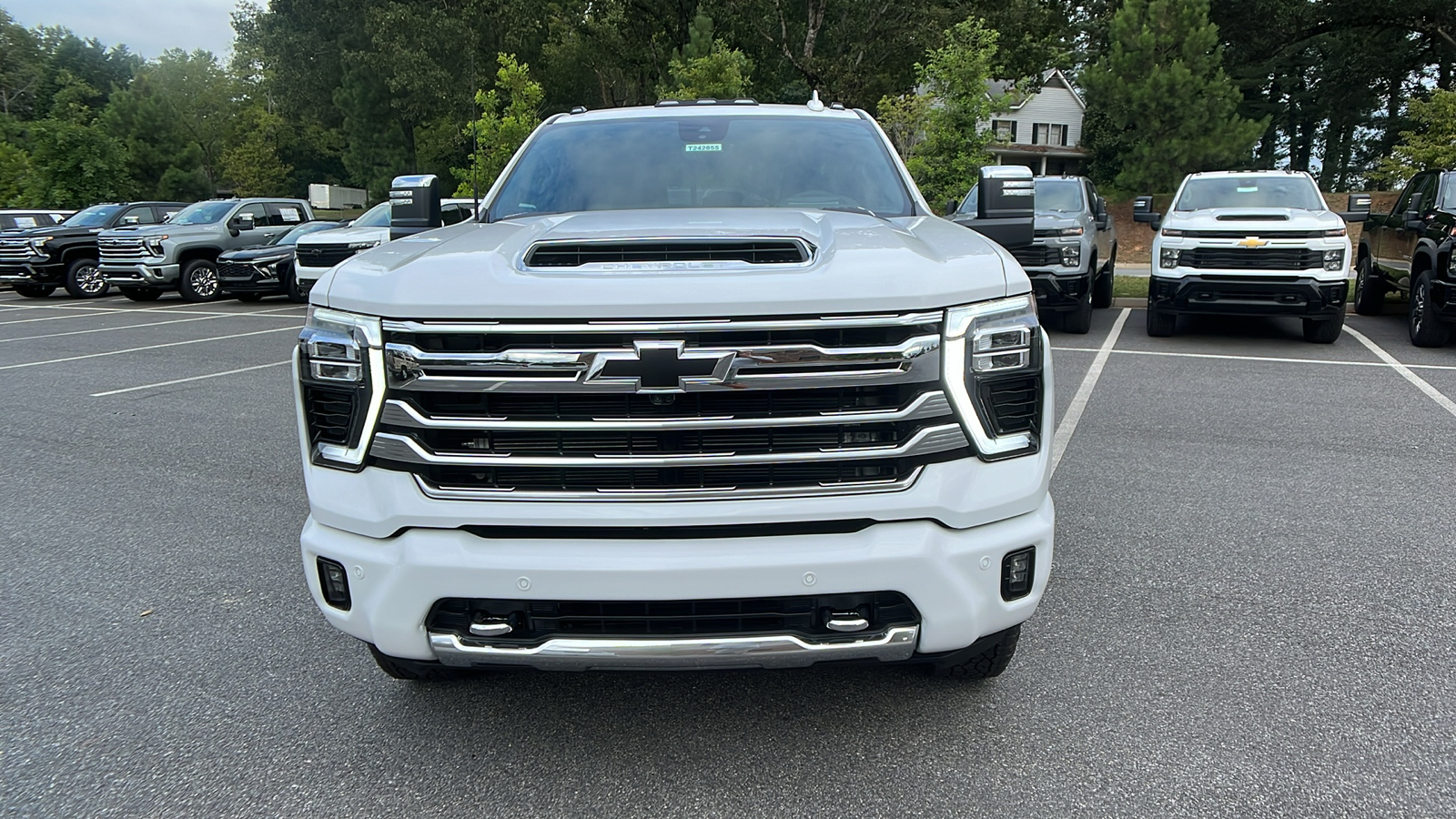 2024 Chevrolet Silverado 3500HD High Country 2