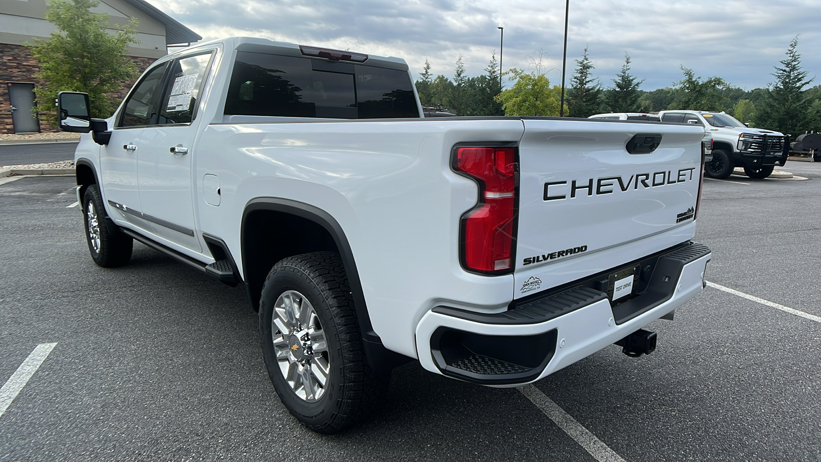 2024 Chevrolet Silverado 3500HD High Country 7