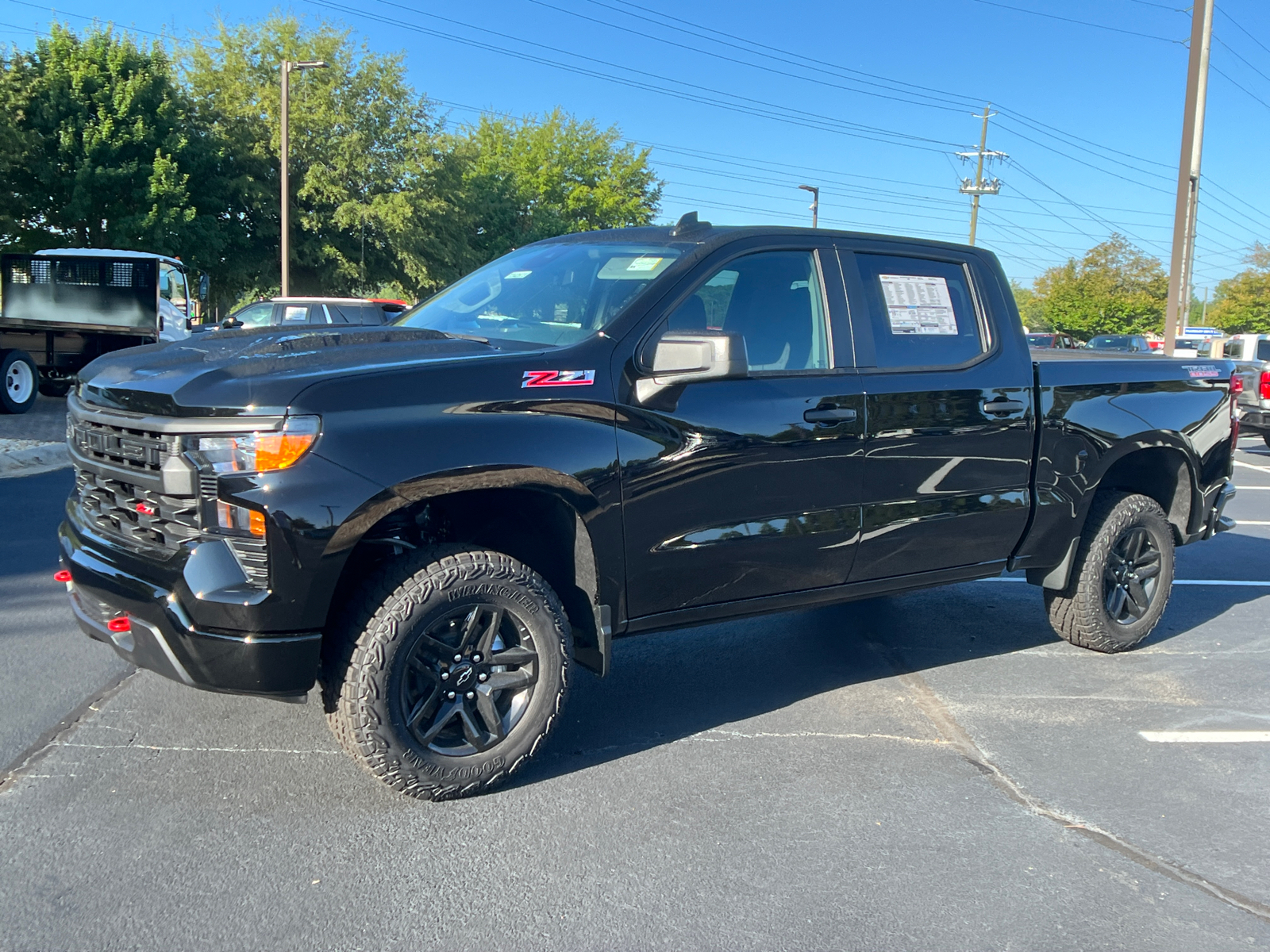 2024 Chevrolet Silverado 1500 Custom Trail Boss 1