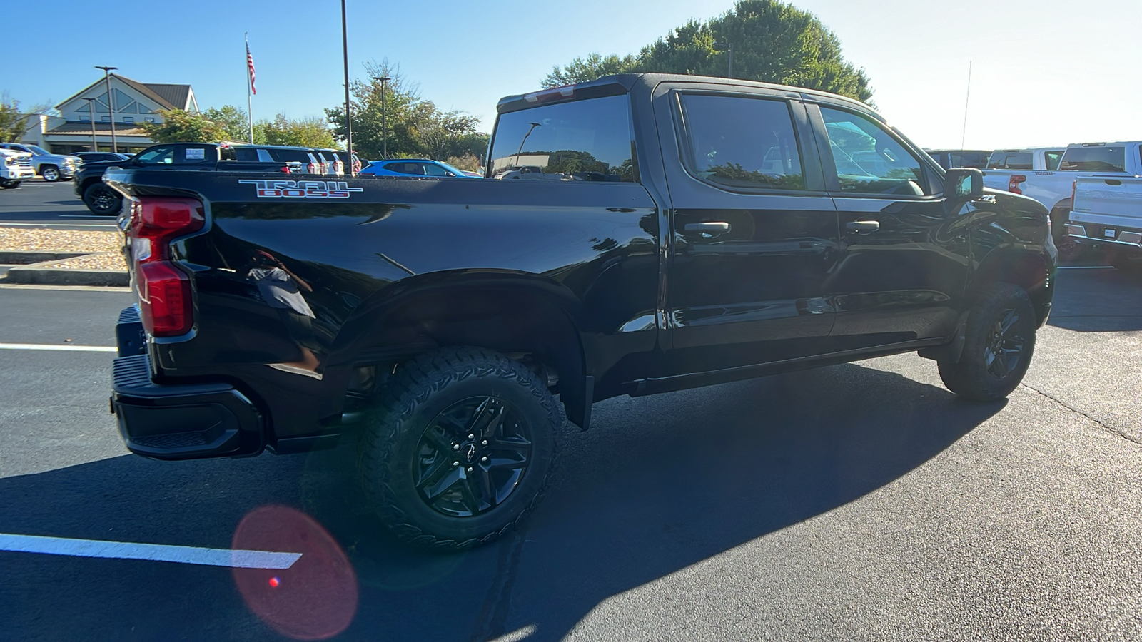 2024 Chevrolet Silverado 1500 Custom Trail Boss 6