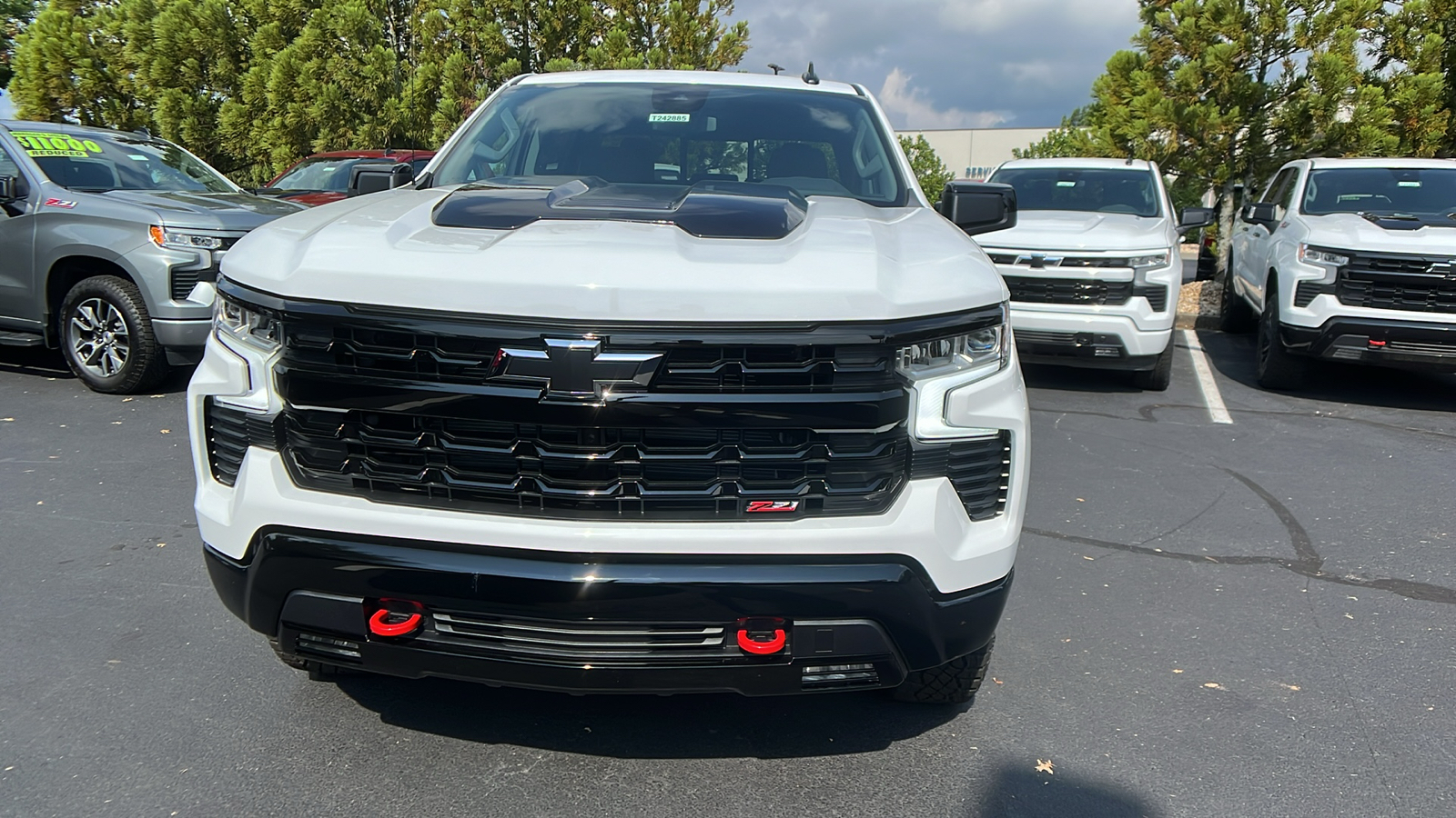 2024 Chevrolet Silverado 1500 LT Trail Boss 3