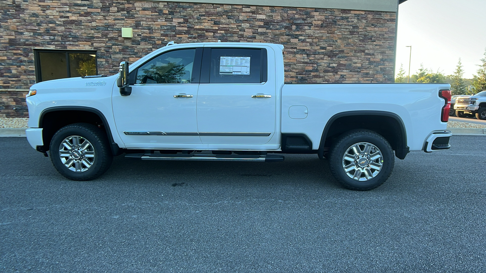 2024 Chevrolet Silverado 2500HD High Country 8