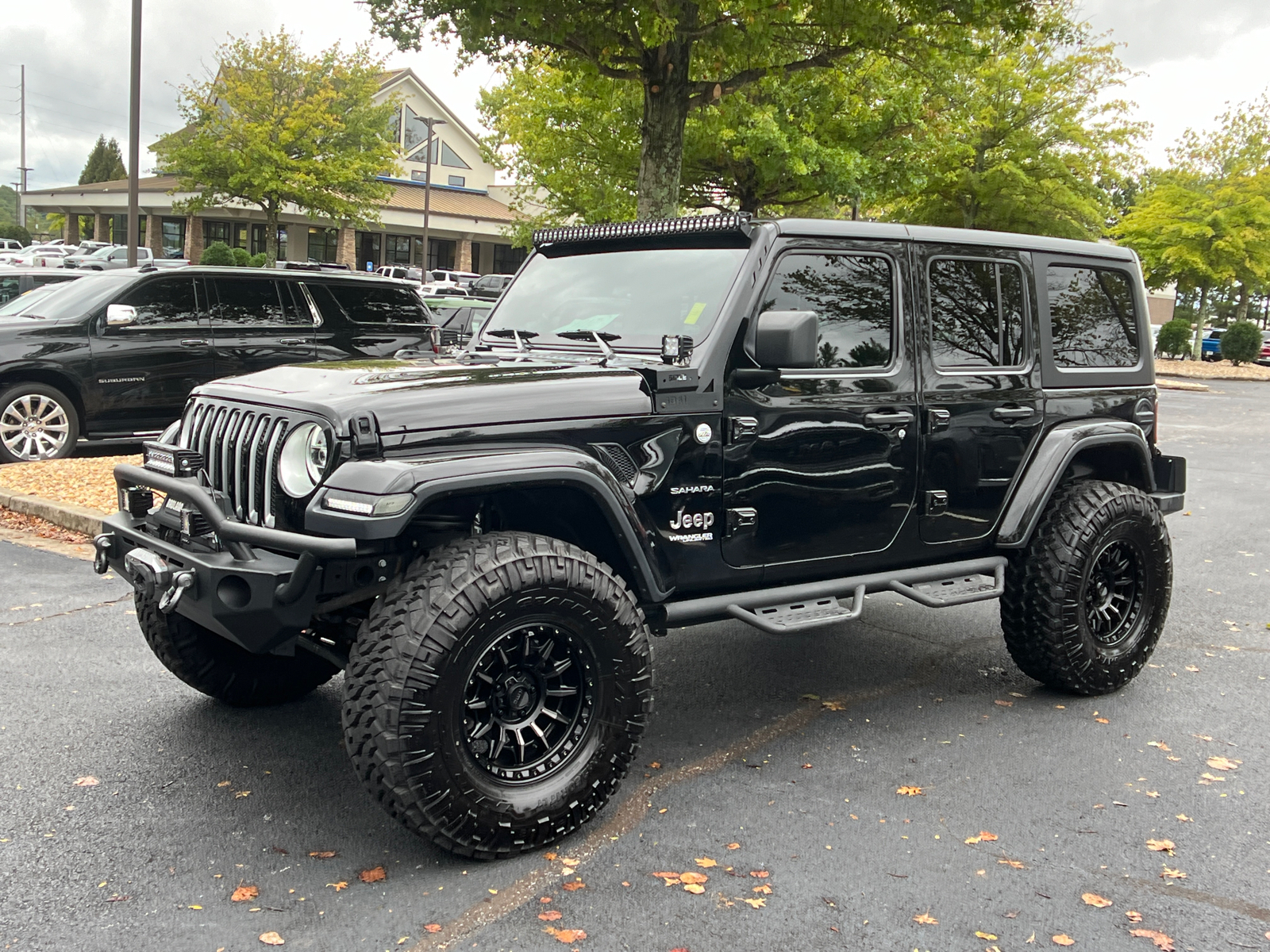 2020 Jeep Wrangler Unlimited Sahara 1