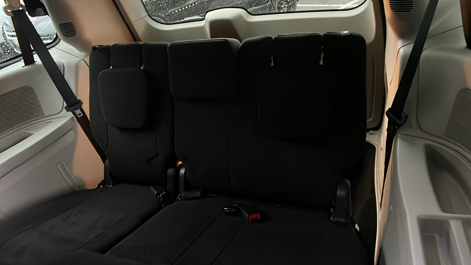 2012 Dodge Grand Caravan Crew 19