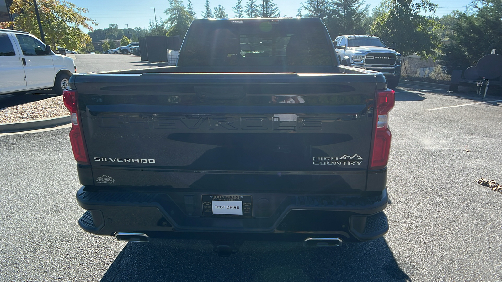 2023 Chevrolet Silverado 1500 High Country 7