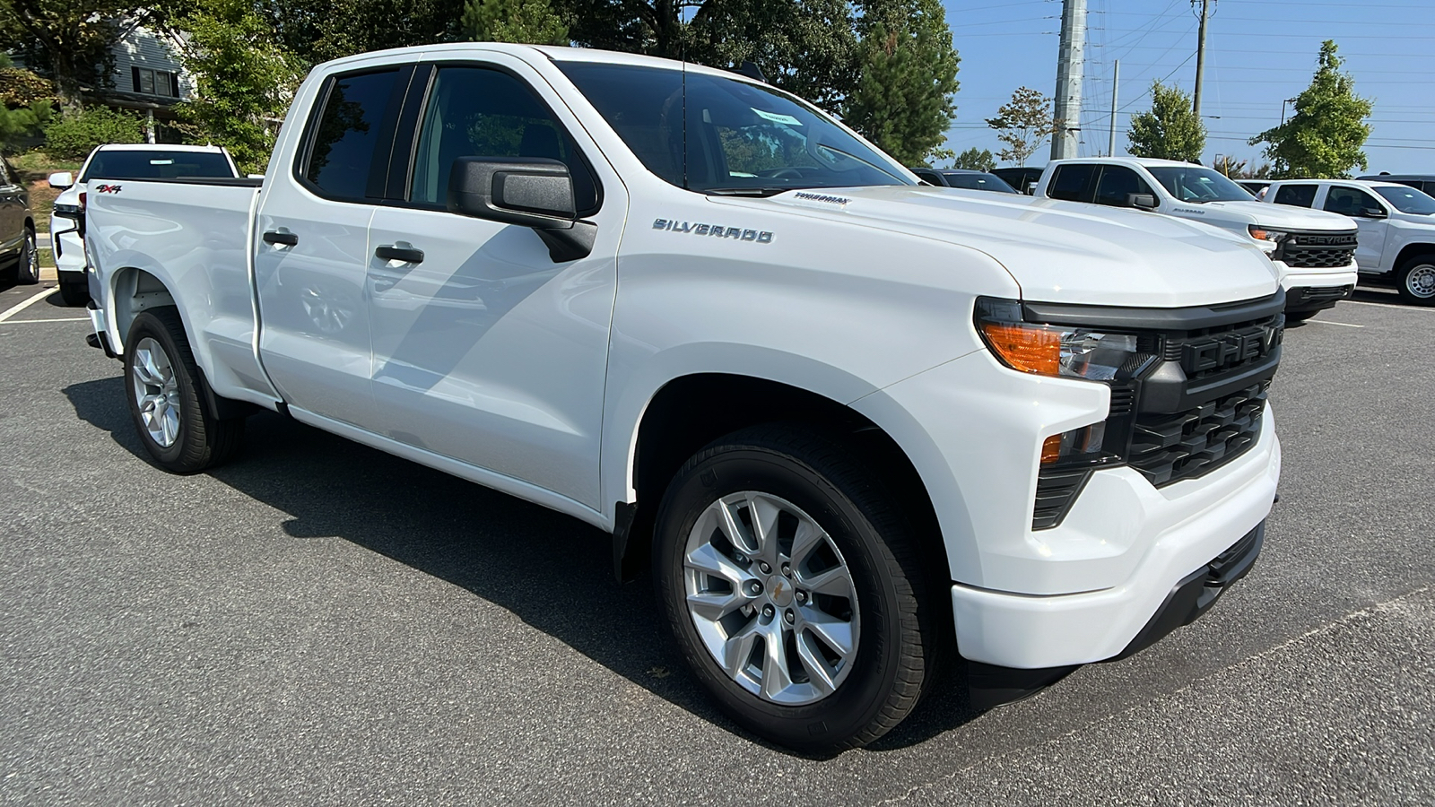 2024 Chevrolet Silverado 1500 Custom 4