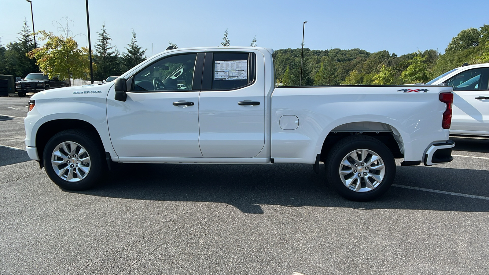 2024 Chevrolet Silverado 1500 Custom 9