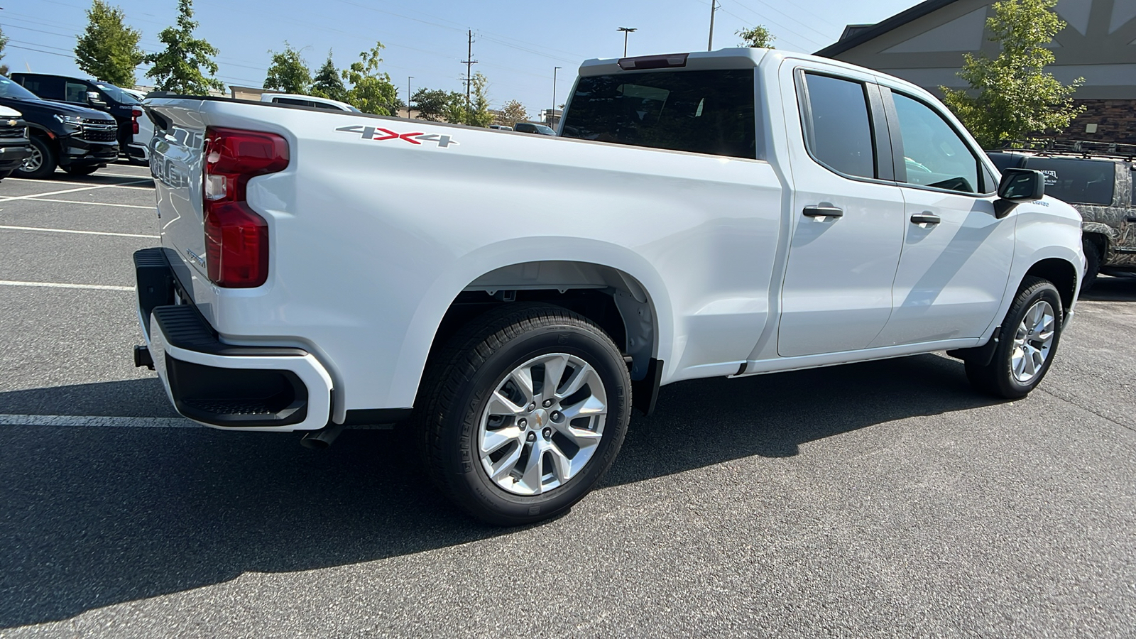 2024 Chevrolet Silverado 1500 Custom 6