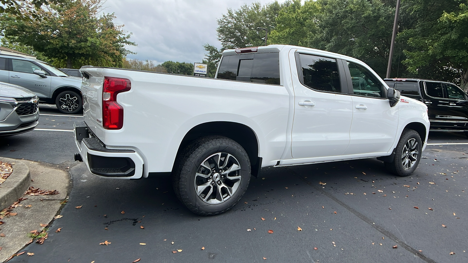 2024 Chevrolet Silverado 1500 RST 6