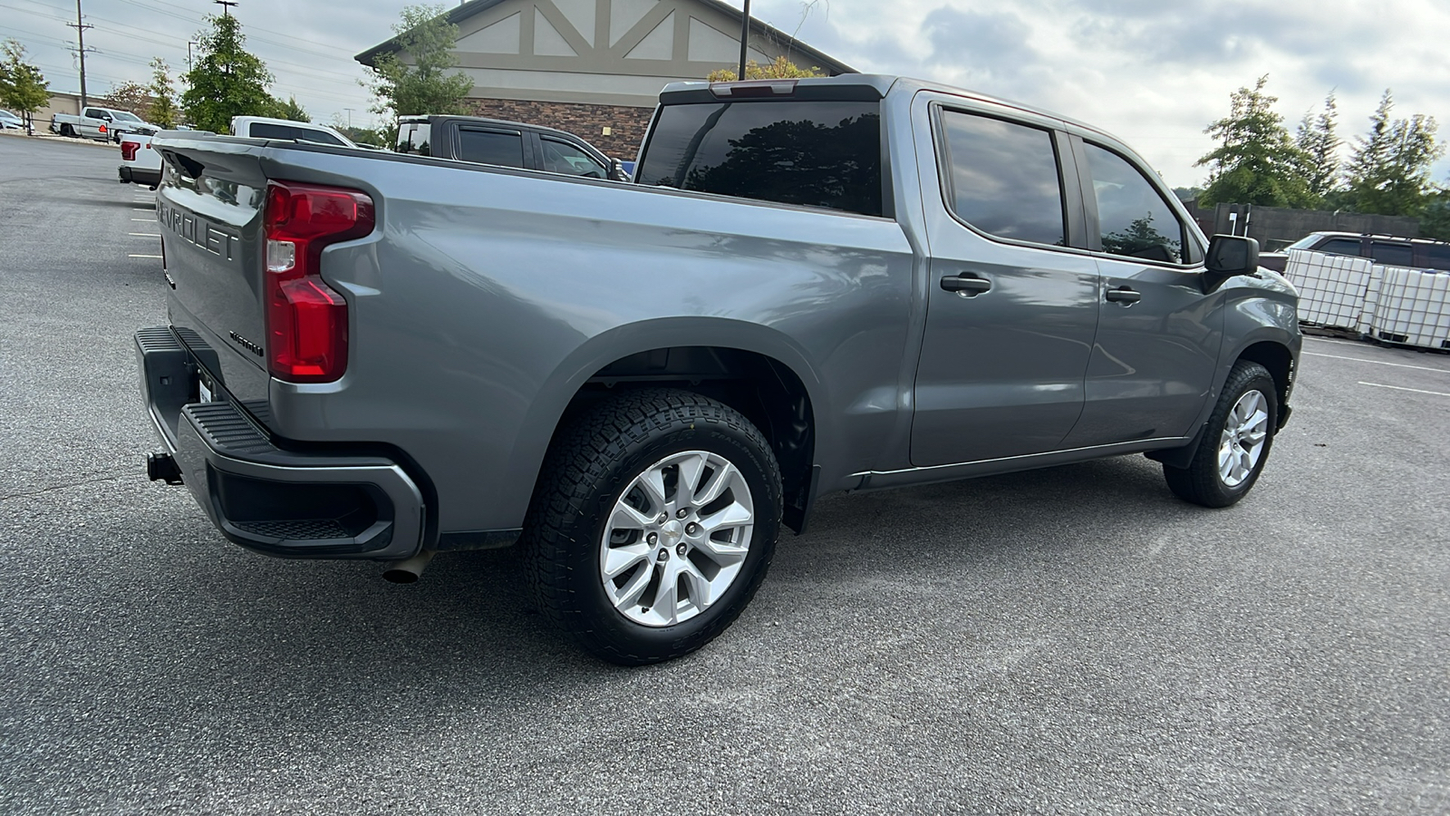 2022 Chevrolet Silverado 1500 LTD Custom 6