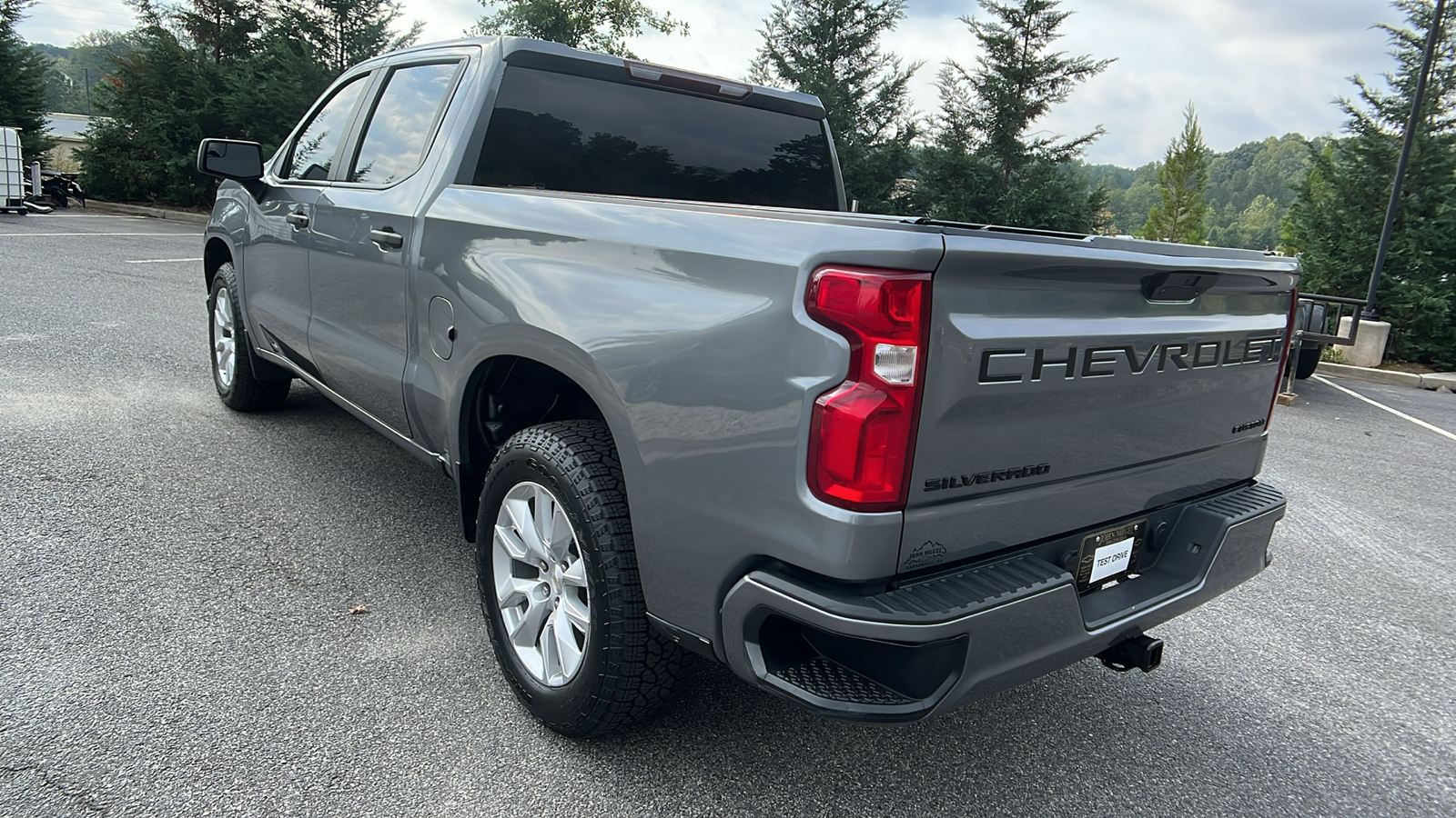 2022 Chevrolet Silverado 1500 LTD Custom 8