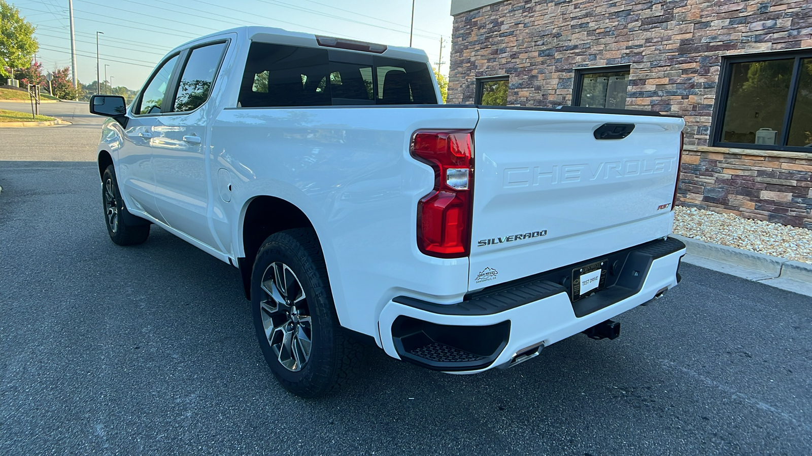 2024 Chevrolet Silverado 1500 RST 8