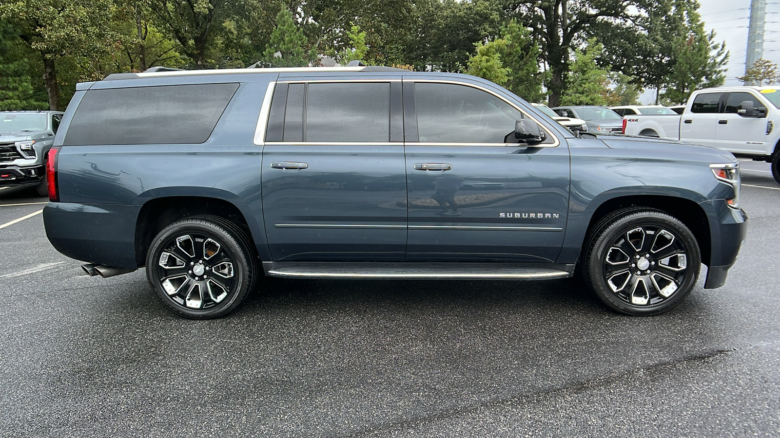 2020 Chevrolet Suburban Premier 5