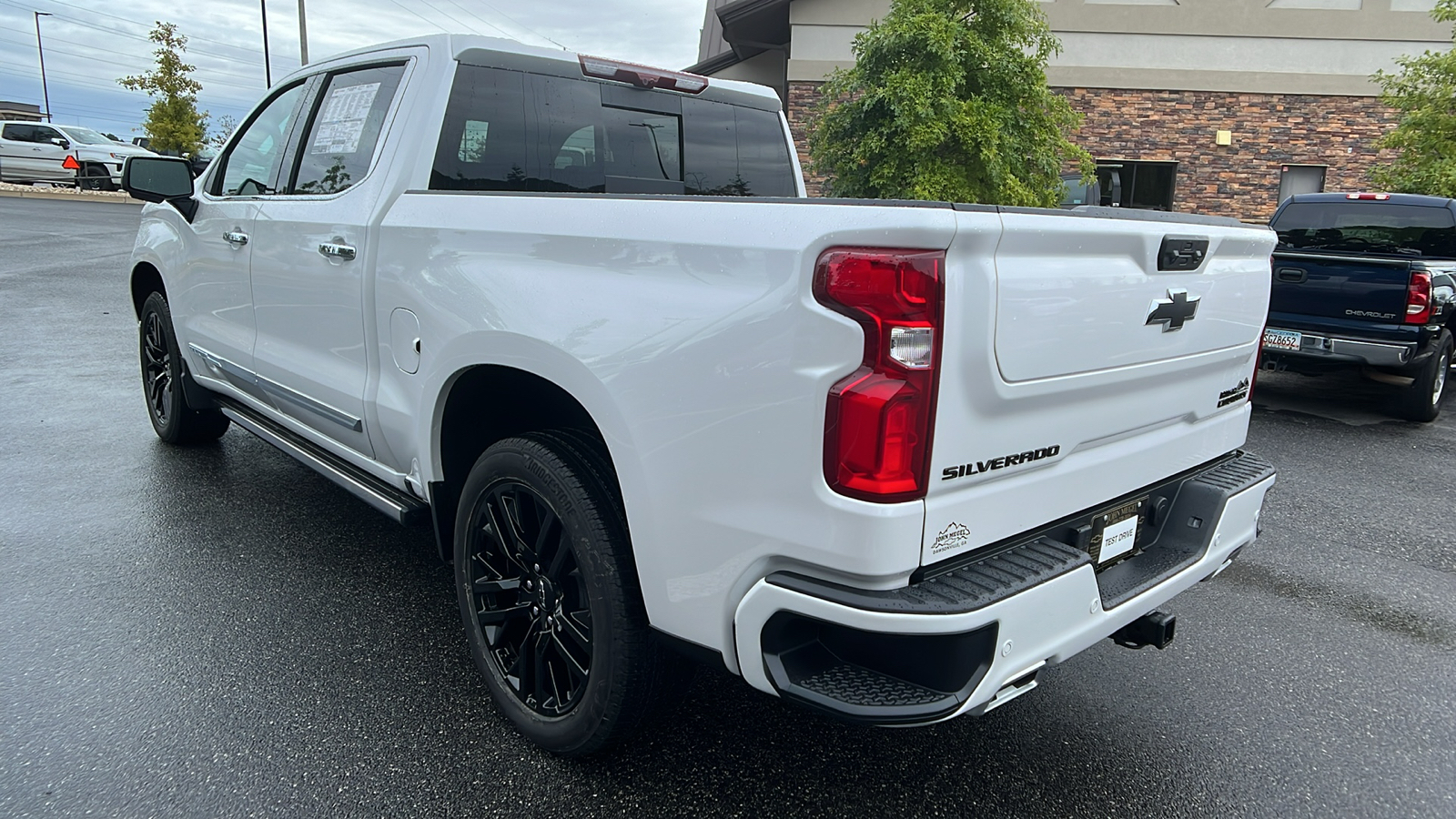 2024 Chevrolet Silverado 1500 High Country 8