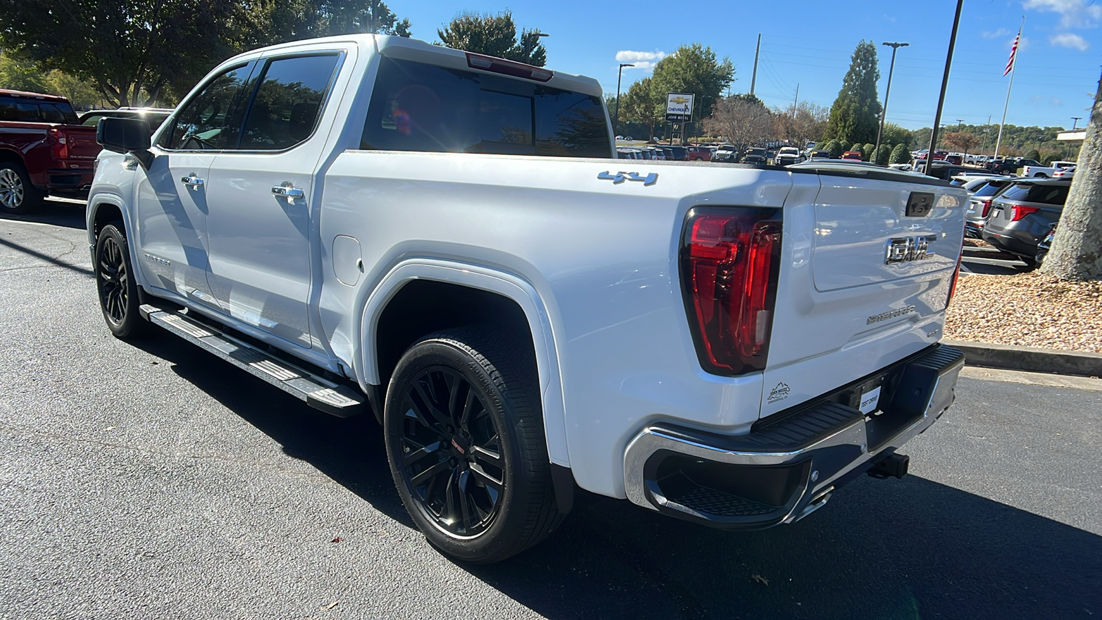 2022 GMC Sierra 1500 SLT 8