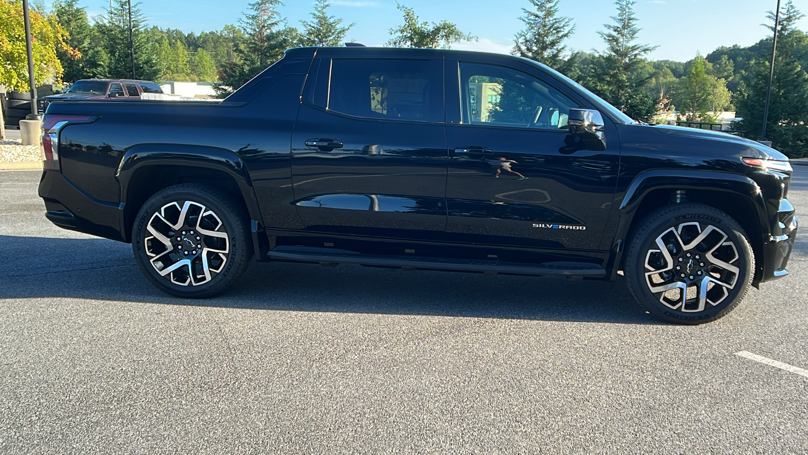 2024 Chevrolet Silverado EV RST 4