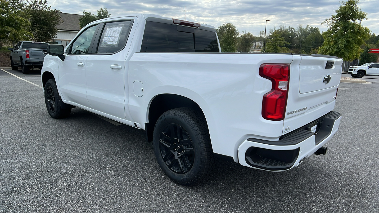 2024 Chevrolet Silverado 1500 RST 8