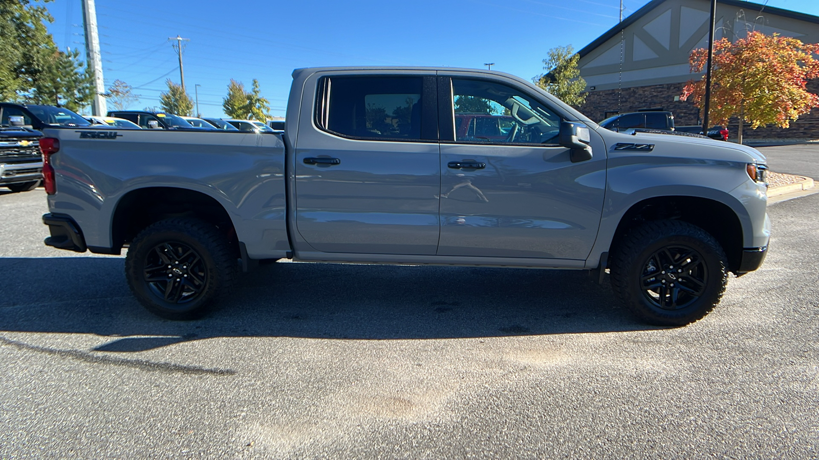 2024 Chevrolet Silverado 1500 LT Trail Boss 5