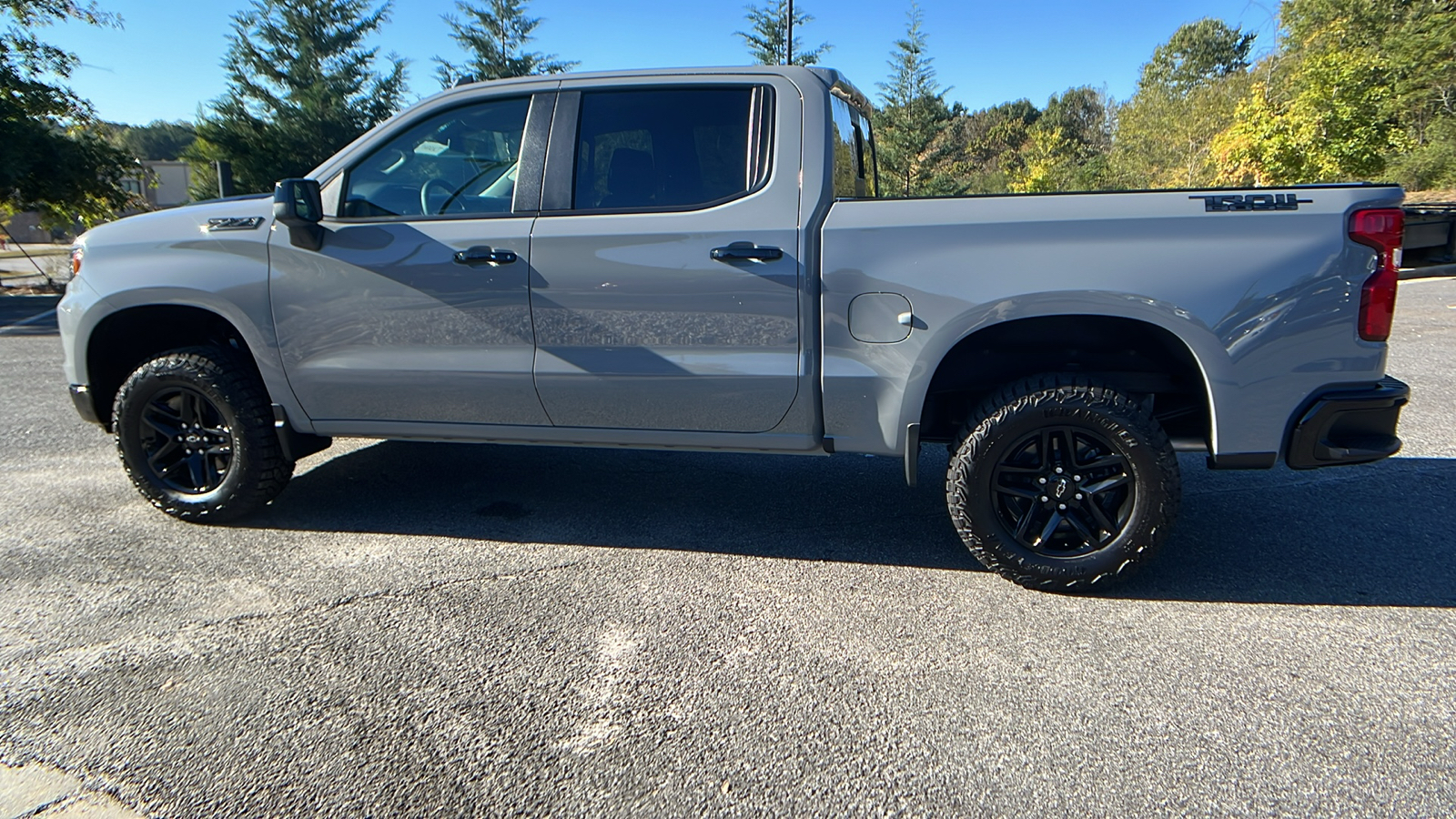 2024 Chevrolet Silverado 1500 LT Trail Boss 9