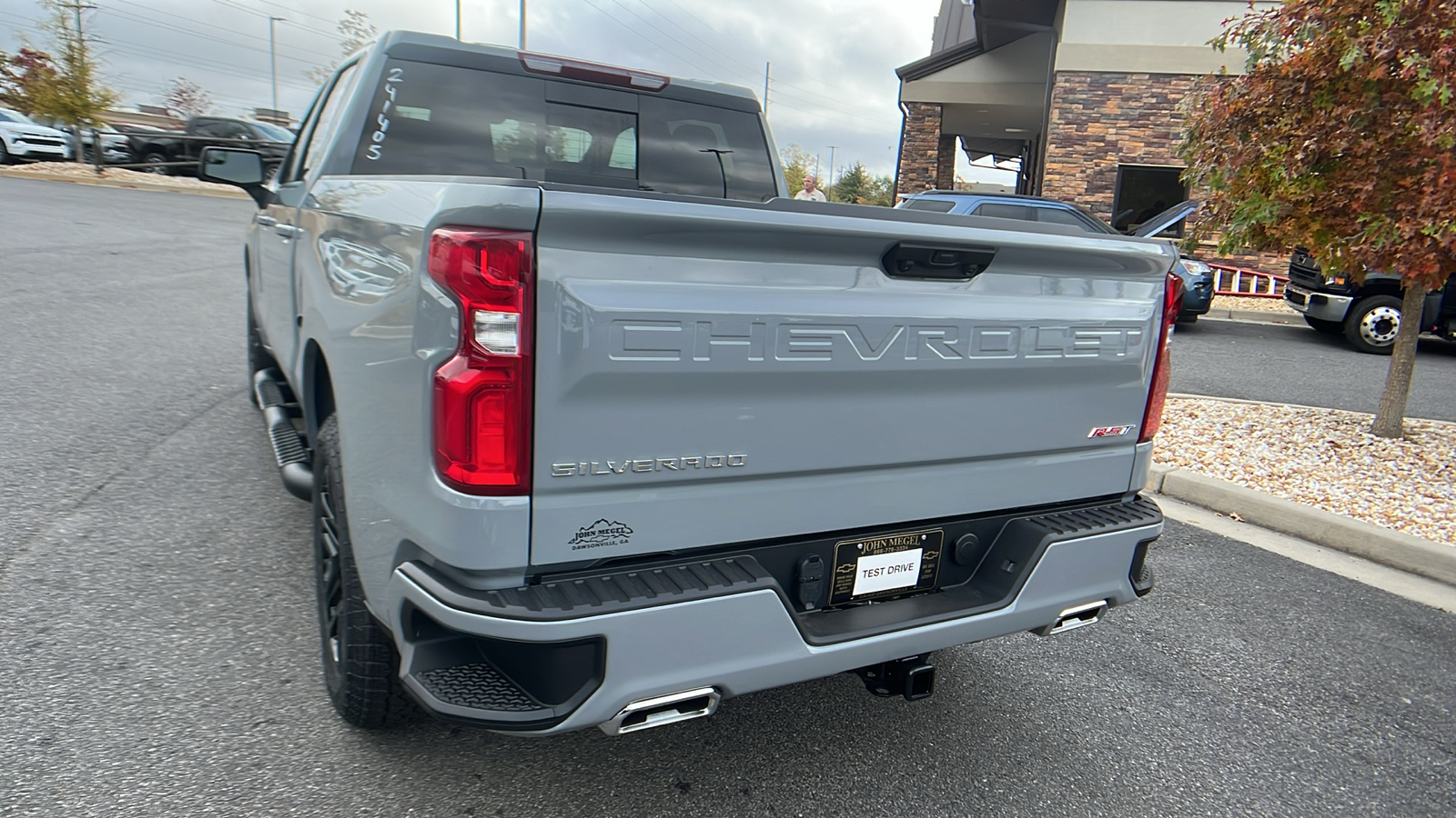 2024 Chevrolet Silverado 1500 RST 8