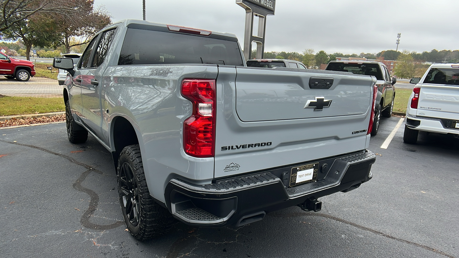 2024 Chevrolet Silverado 1500 Custom Trail Boss 8