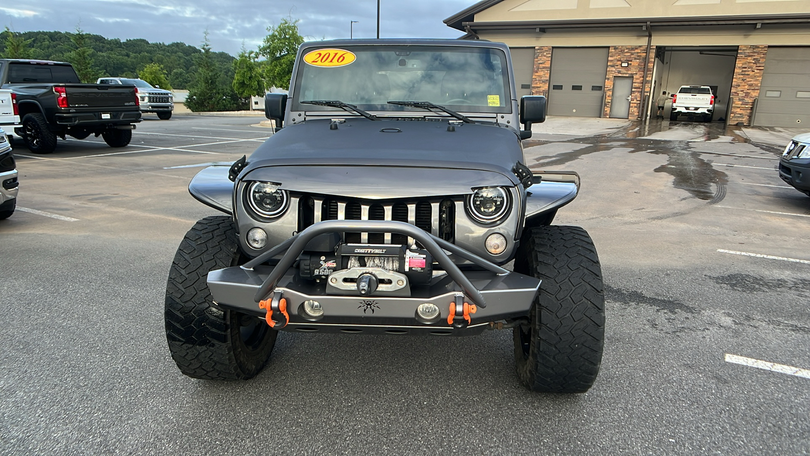 2016 Jeep Wrangler Unlimited Sahara 3