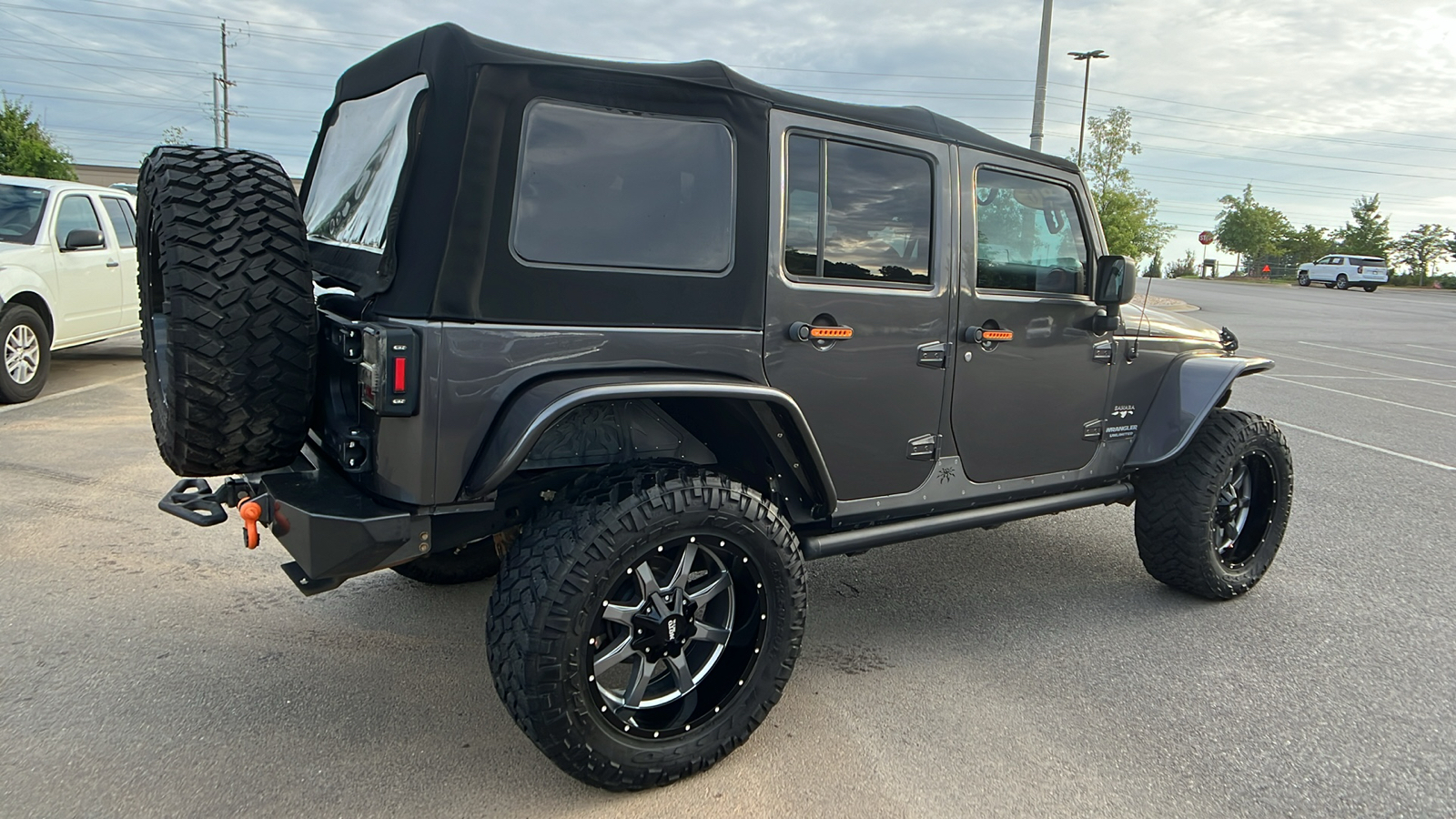 2016 Jeep Wrangler Unlimited Sahara 6