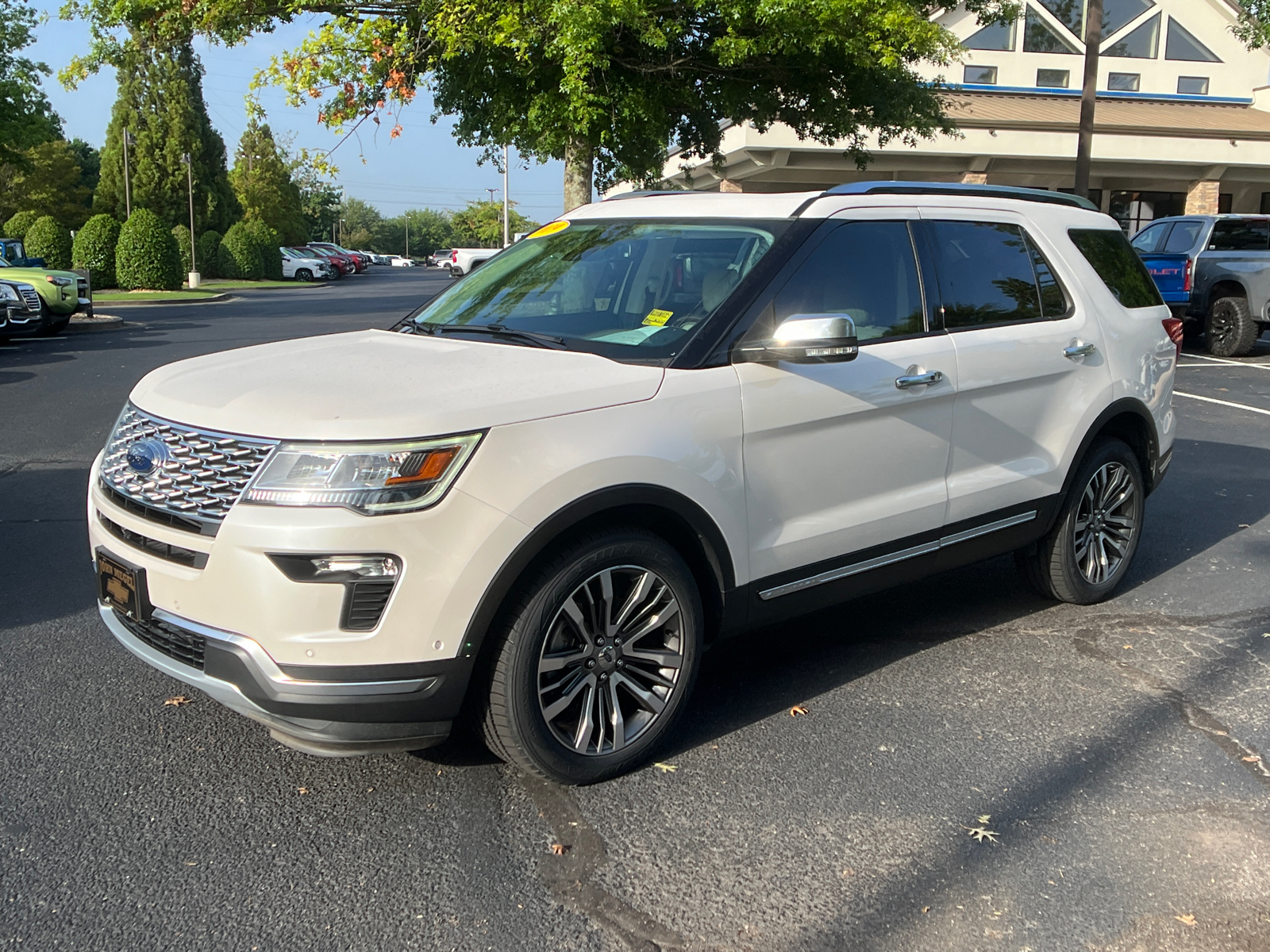 2019 Ford Explorer Platinum 1